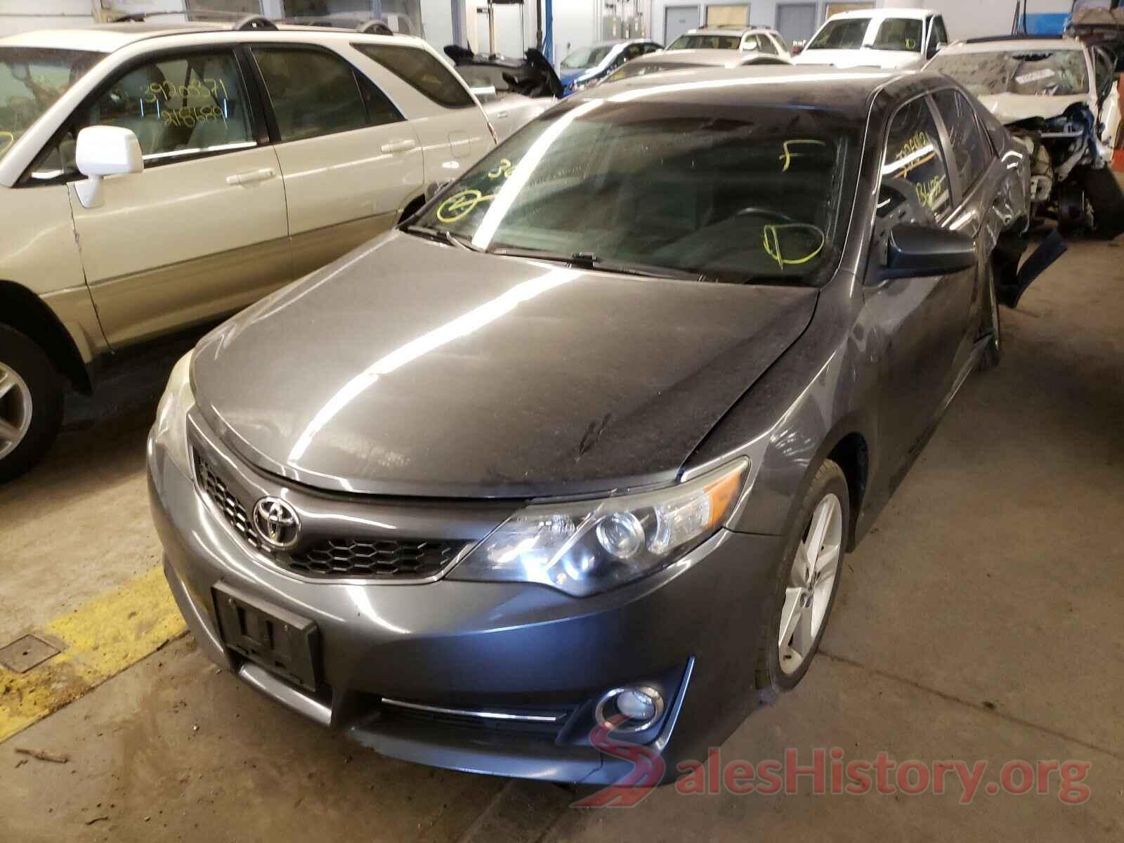 4T1BF1FK2DU244135 2013 TOYOTA CAMRY