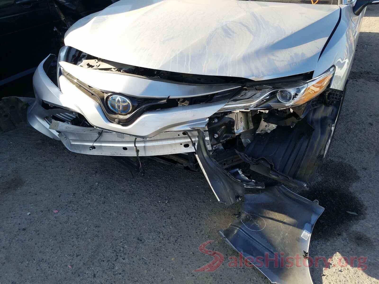 4T1B21HK9JU507113 2018 TOYOTA CAMRY