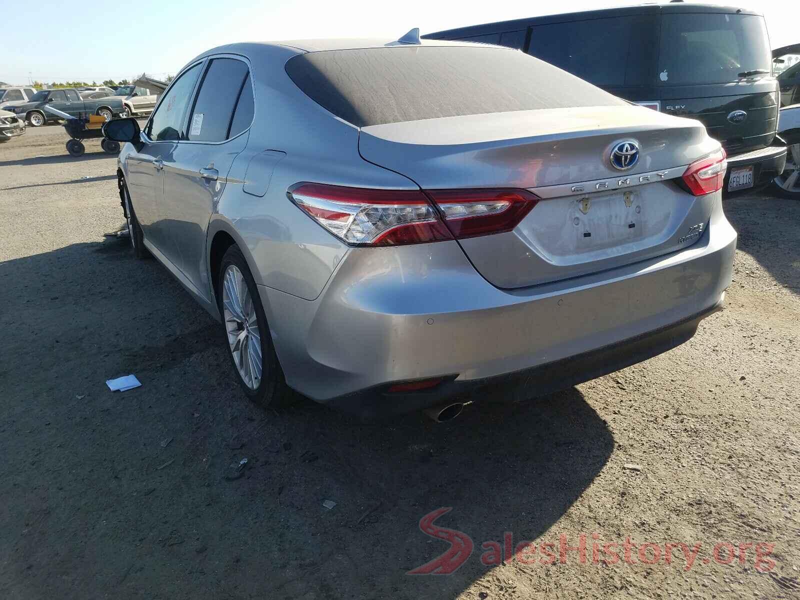 4T1B21HK9JU507113 2018 TOYOTA CAMRY