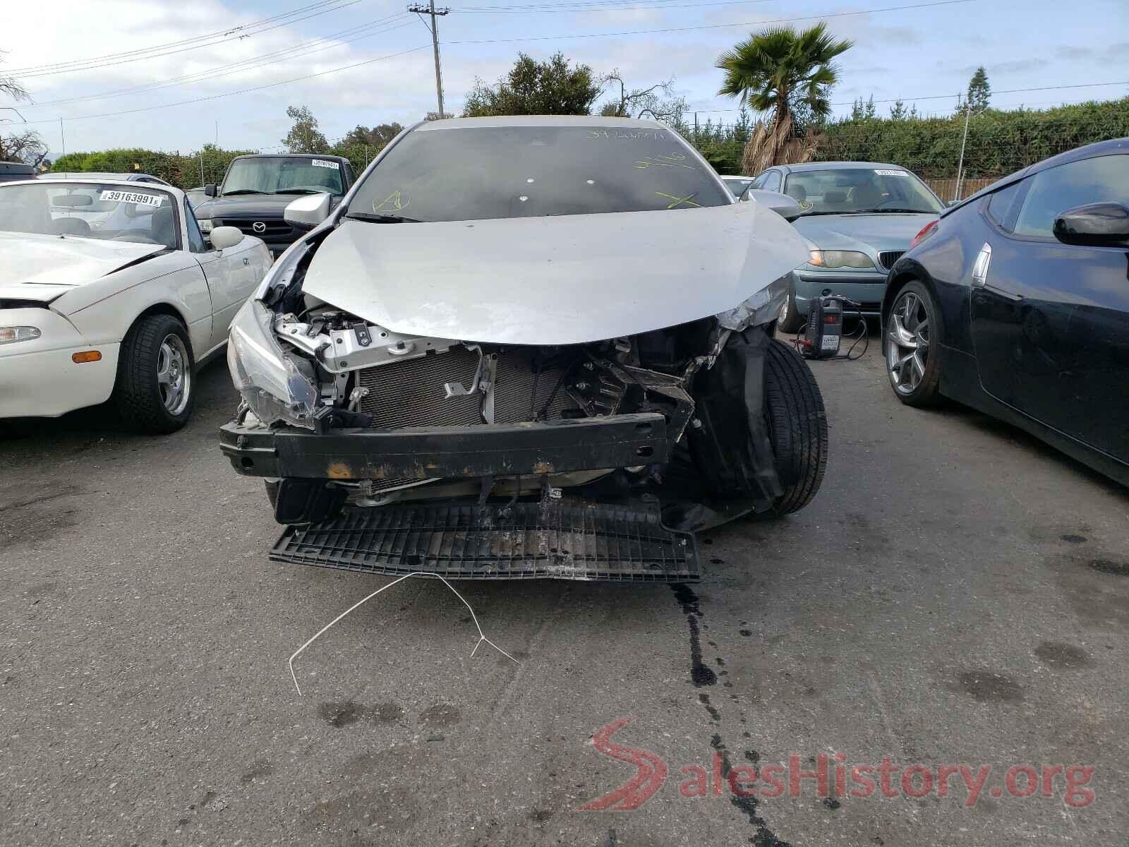 2T1BURHE9JC009806 2018 TOYOTA COROLLA