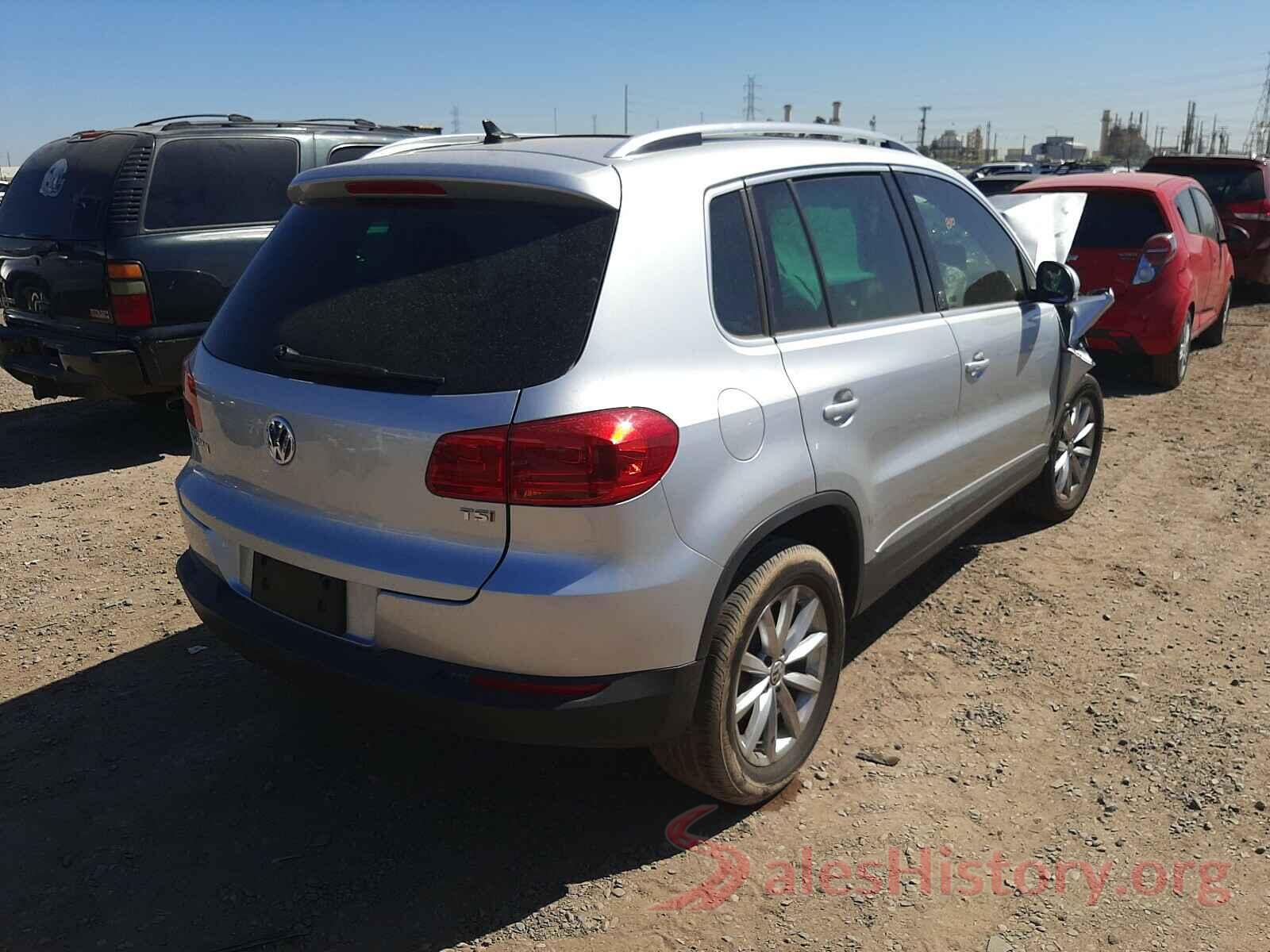 WVGRV7AXXHK026954 2017 VOLKSWAGEN TIGUAN