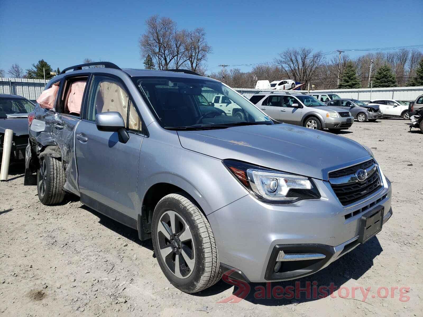 JF2SJARC0JH569914 2018 SUBARU FORESTER