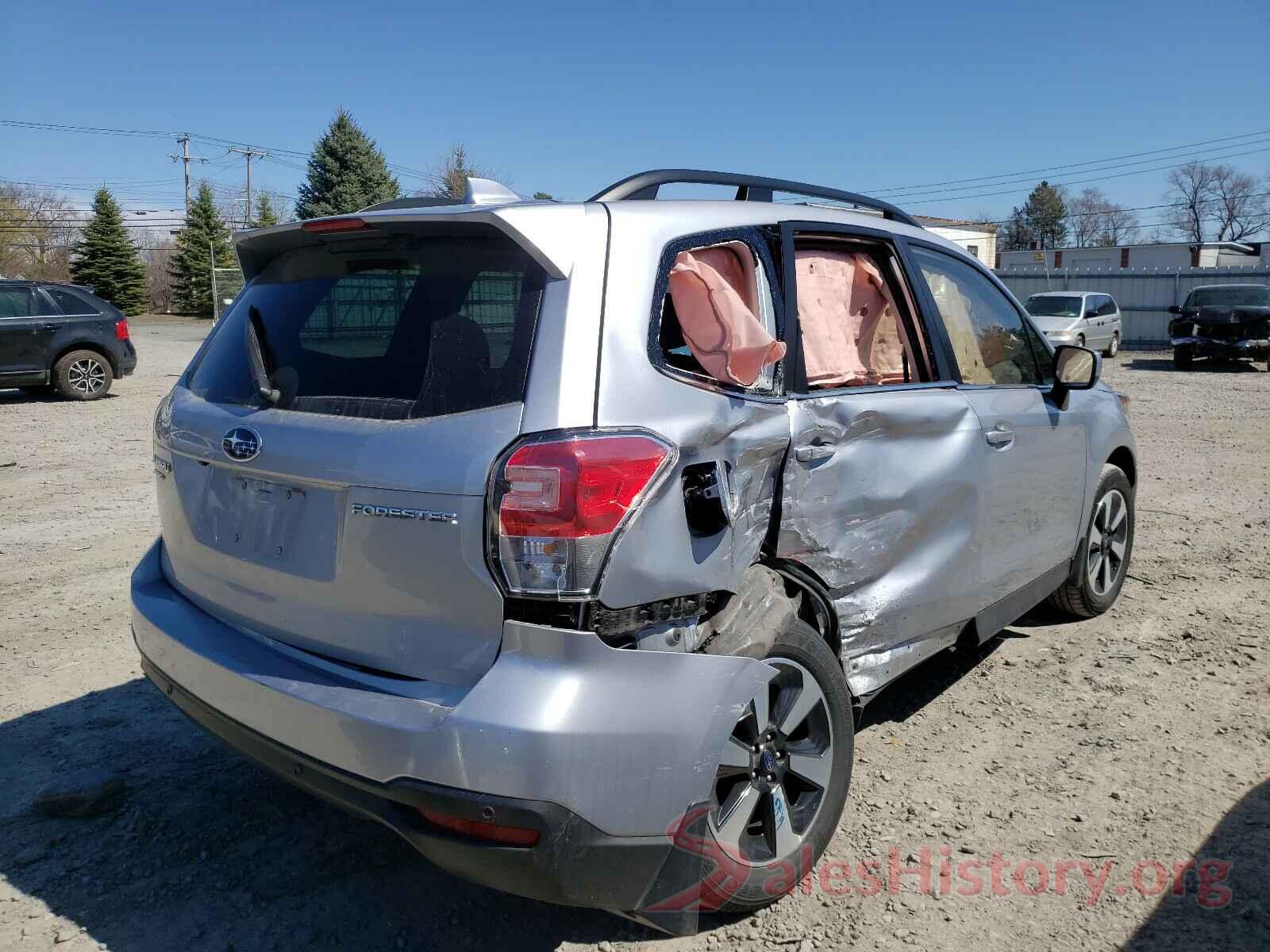 JF2SJARC0JH569914 2018 SUBARU FORESTER