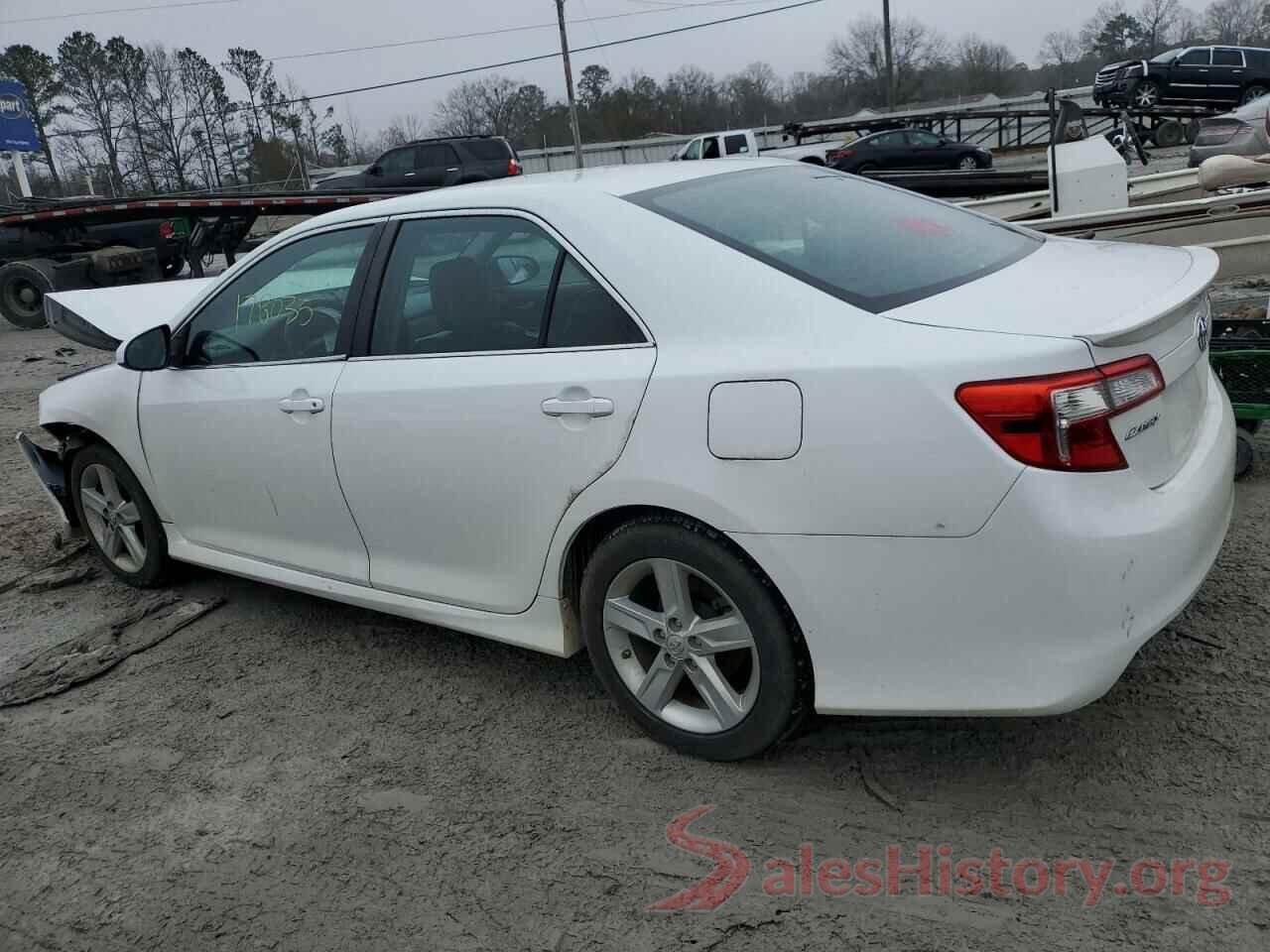 4T1BF1FK2EU403396 2014 TOYOTA CAMRY