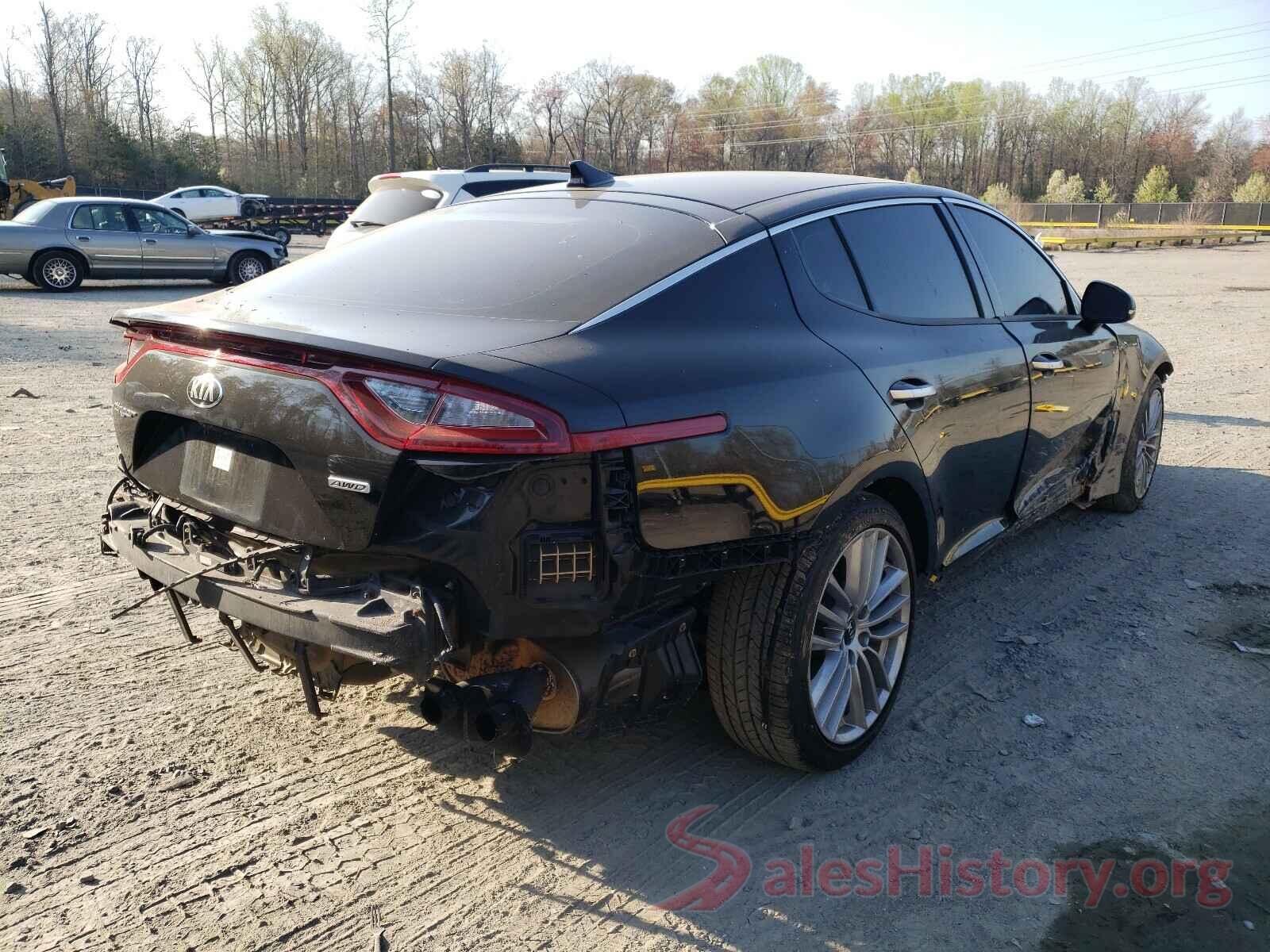 KNAE15LA8J6041282 2018 KIA STINGER