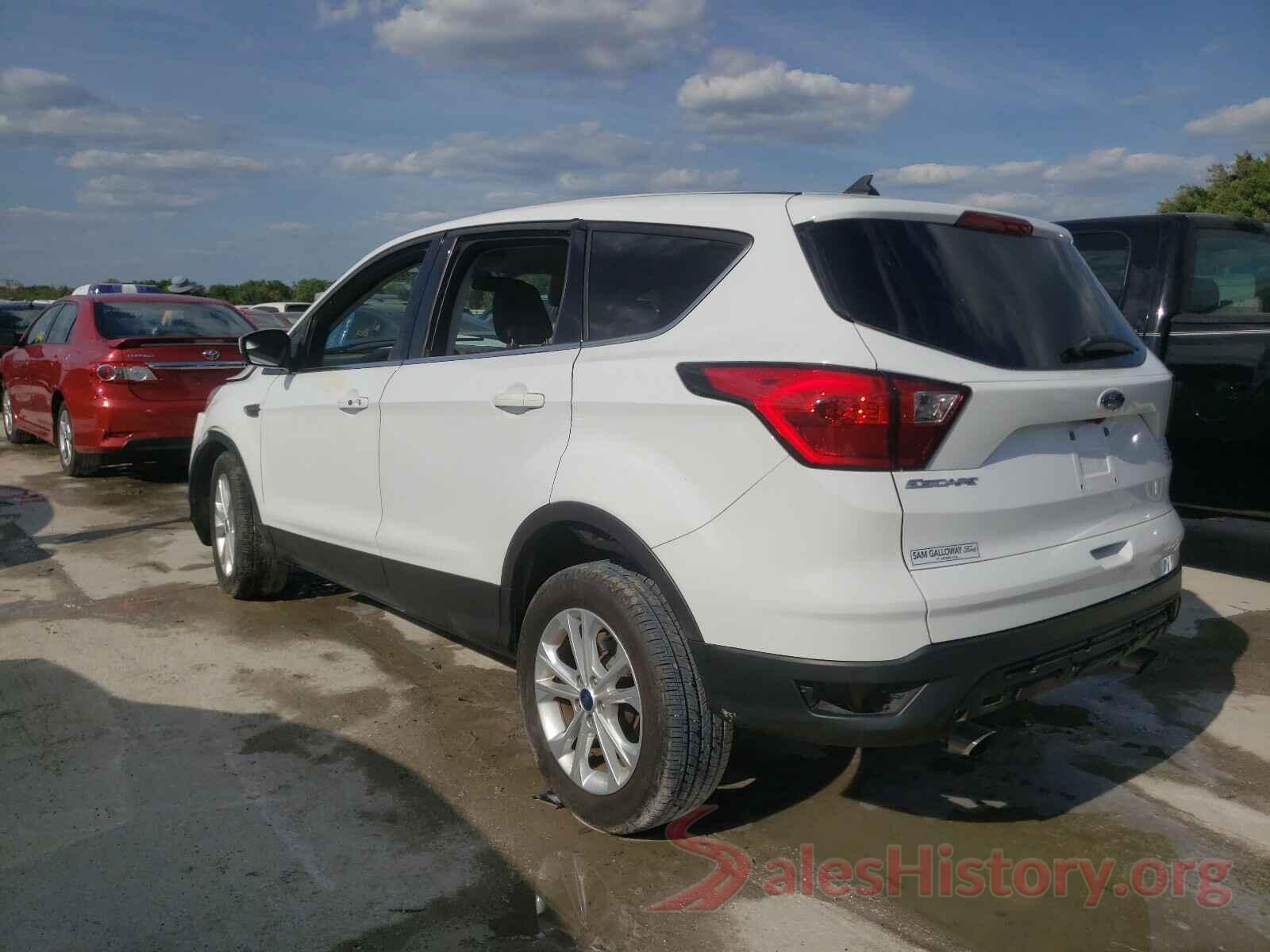 1FMCU0GD0KUB95812 2019 FORD ESCAPE