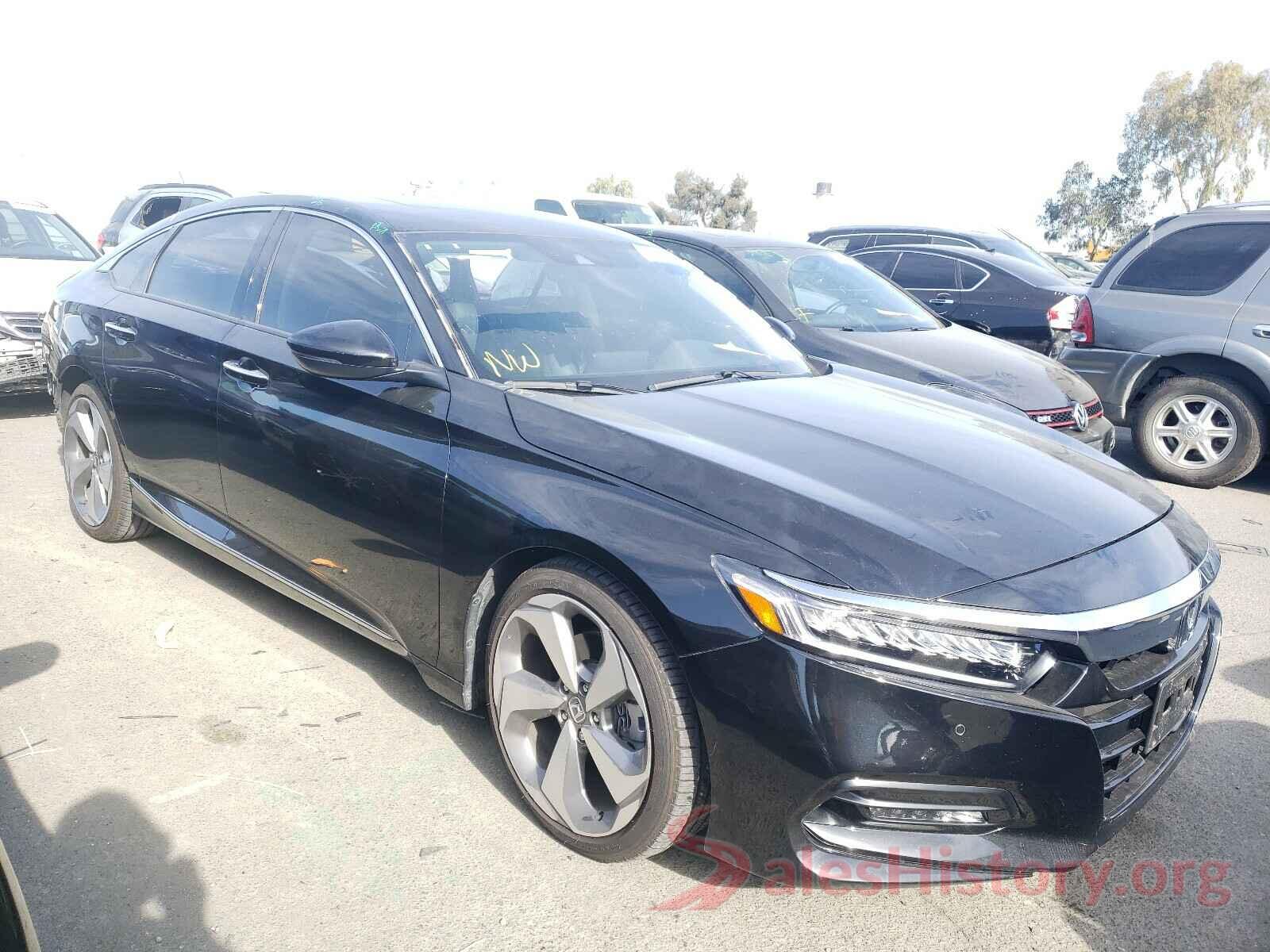 1HGCV2F91JA044750 2018 HONDA ACCORD