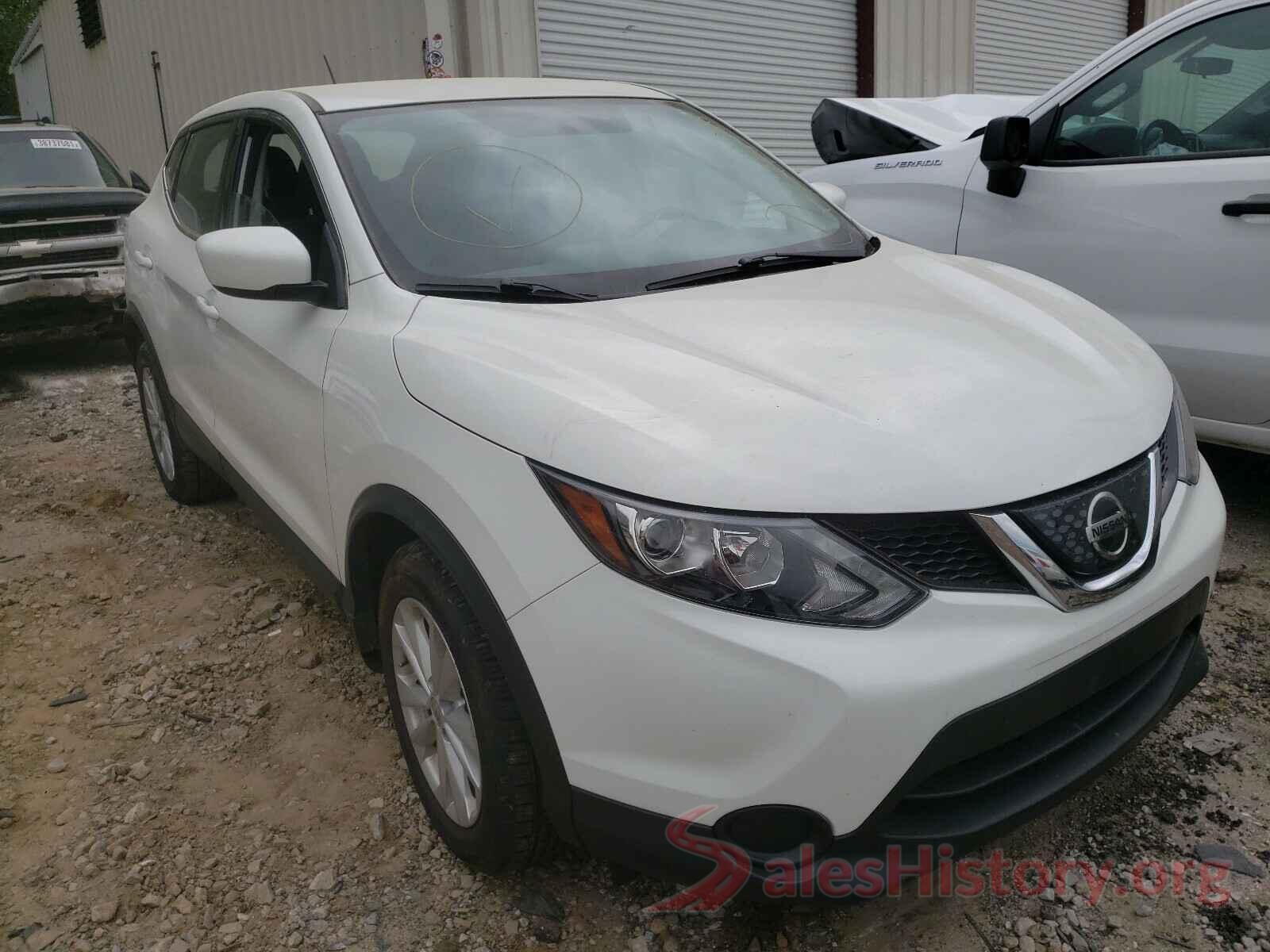 JN1BJ1CP8JW188997 2018 NISSAN ROGUE