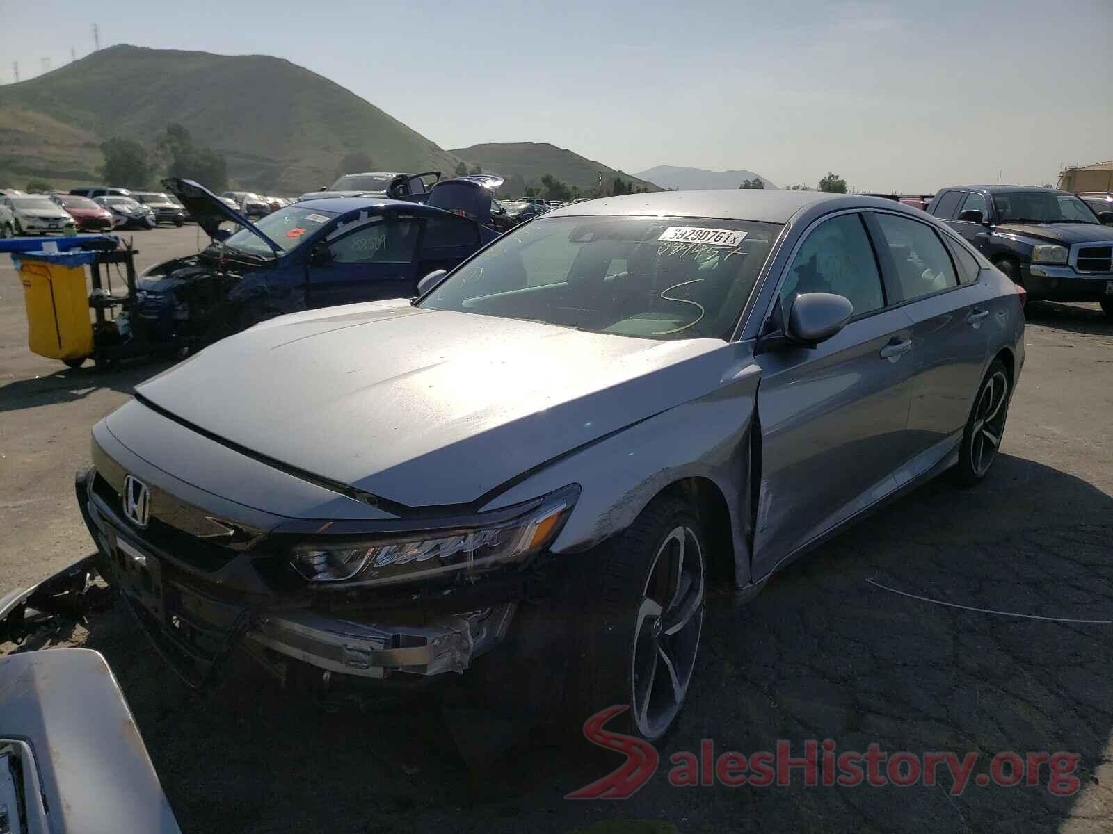 1HGCV1F30JA089457 2018 HONDA ACCORD