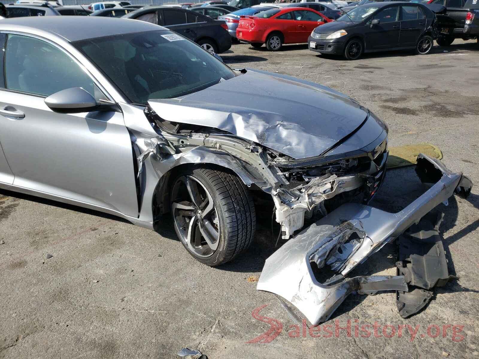 1HGCV1F30JA089457 2018 HONDA ACCORD