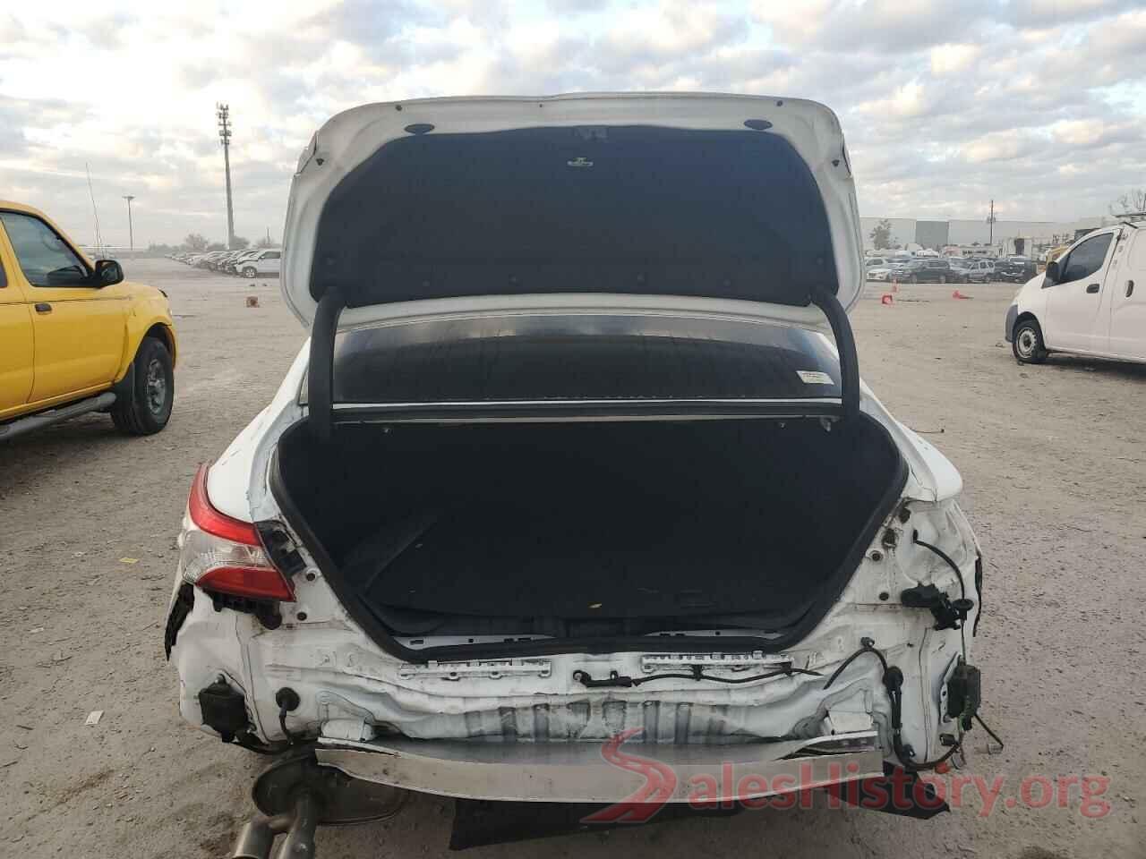 4T1J31AK0LU529152 2020 TOYOTA CAMRY