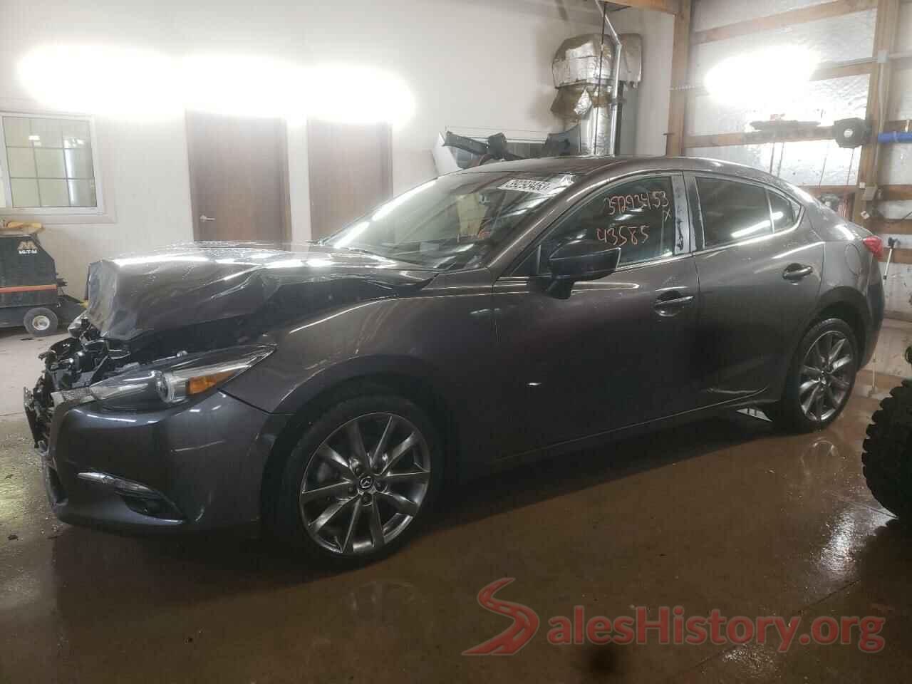 3MZBN1W37JM197116 2018 MAZDA 3