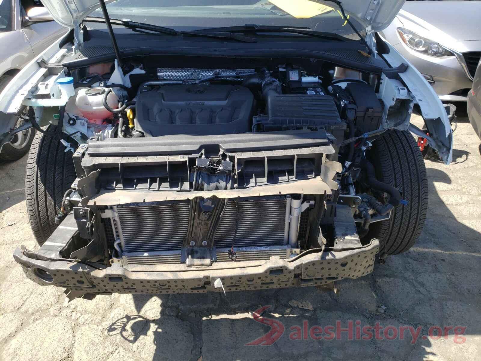 3VV4B7AXXJM090953 2018 VOLKSWAGEN TIGUAN