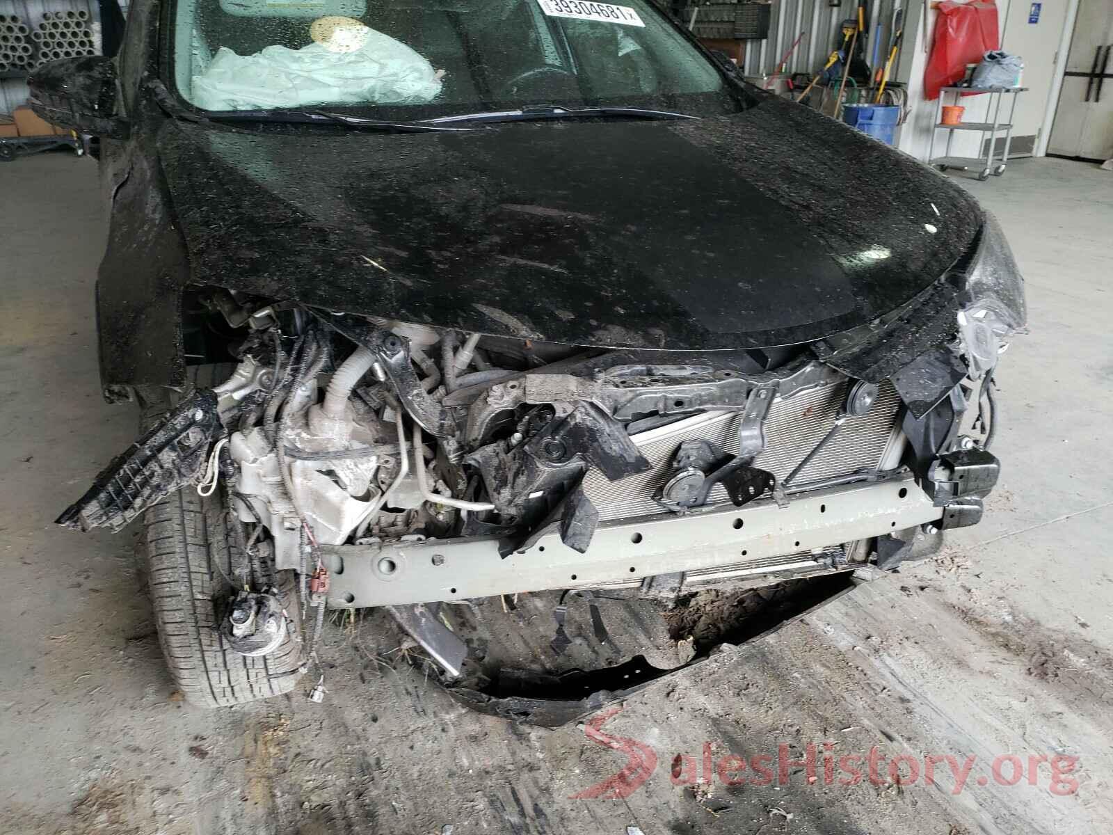 2T3RFREV0JW770758 2018 TOYOTA RAV4