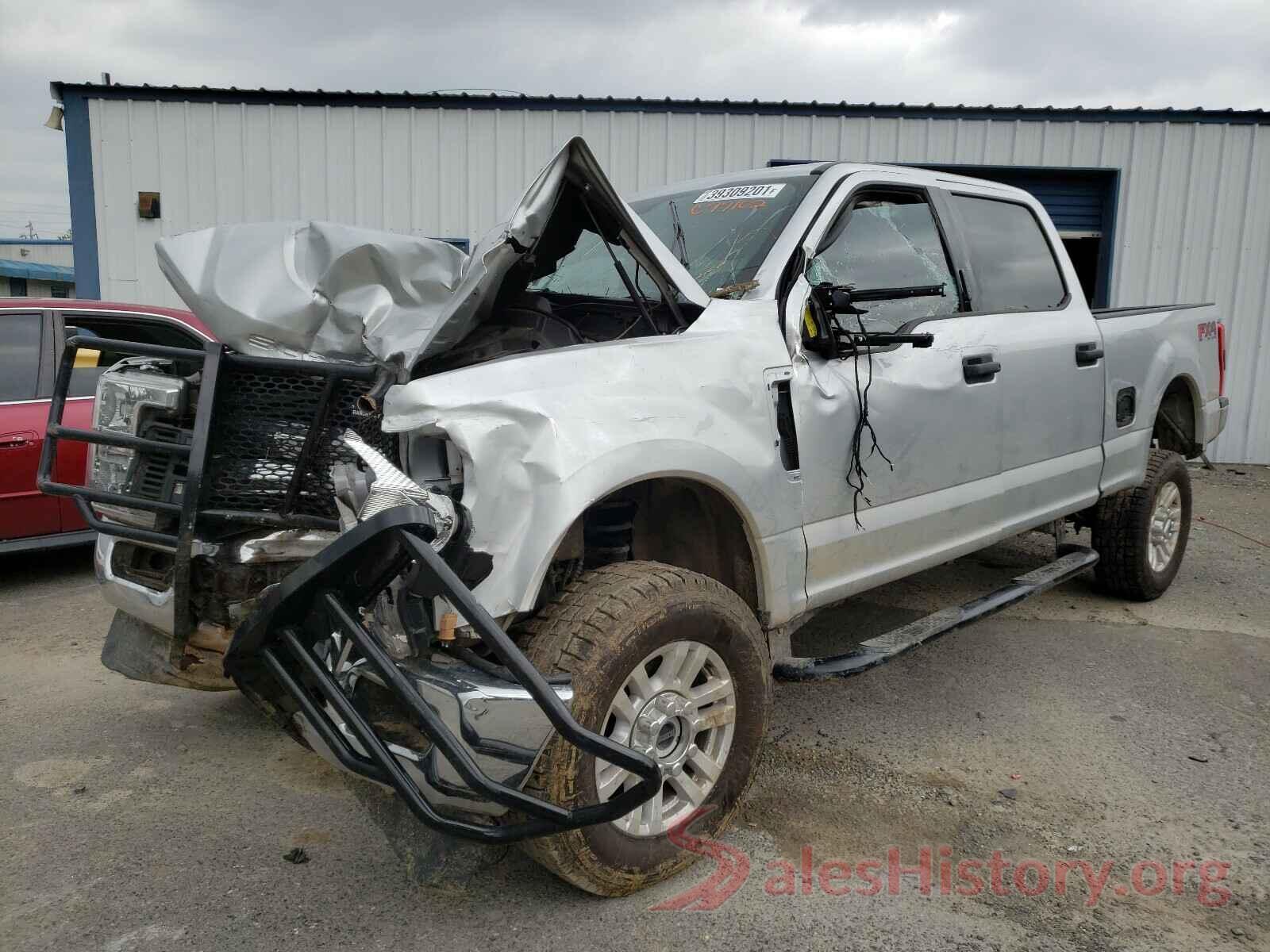 1FT7W2B60JEC77102 2018 FORD F250