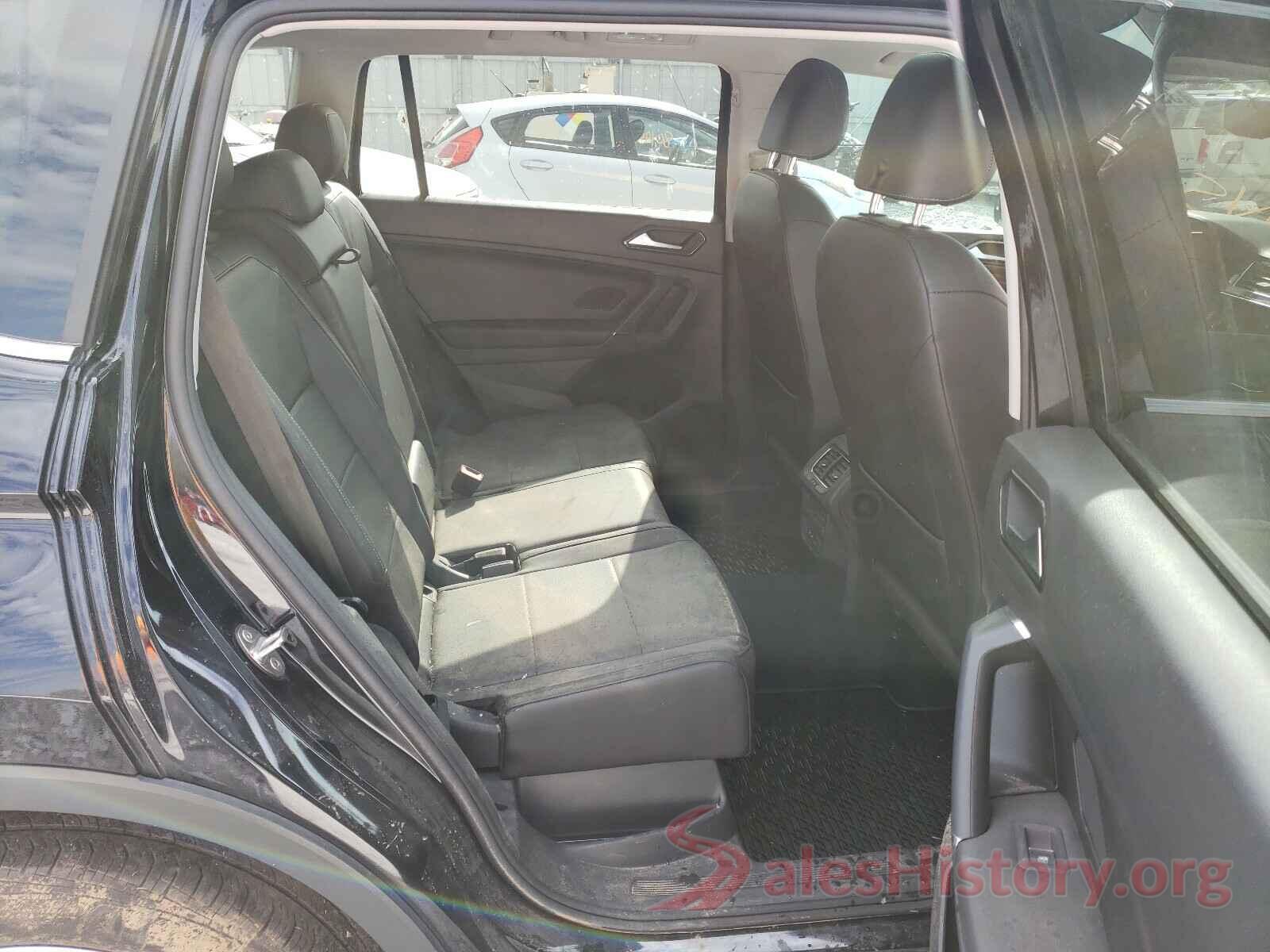 3VV2B7AX0JM057063 2018 VOLKSWAGEN TIGUAN