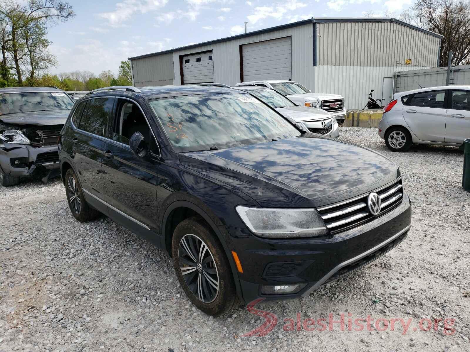 3VV2B7AX0JM057063 2018 VOLKSWAGEN TIGUAN