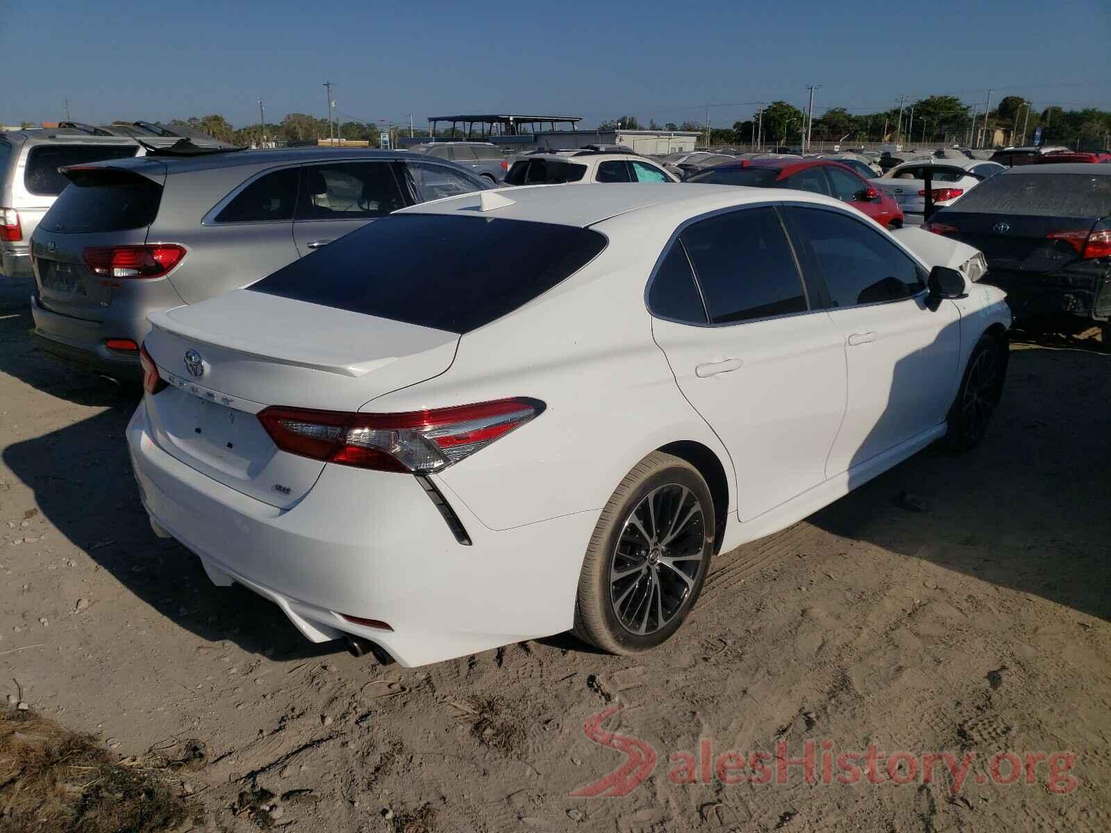 4T1B11HK0KU732668 2019 TOYOTA CAMRY