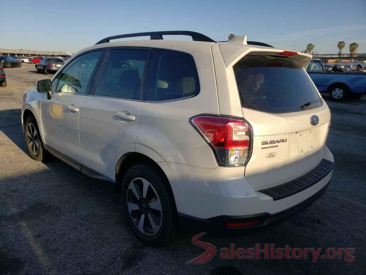 JF2SJAJC5JH511079 2018 SUBARU FORESTER