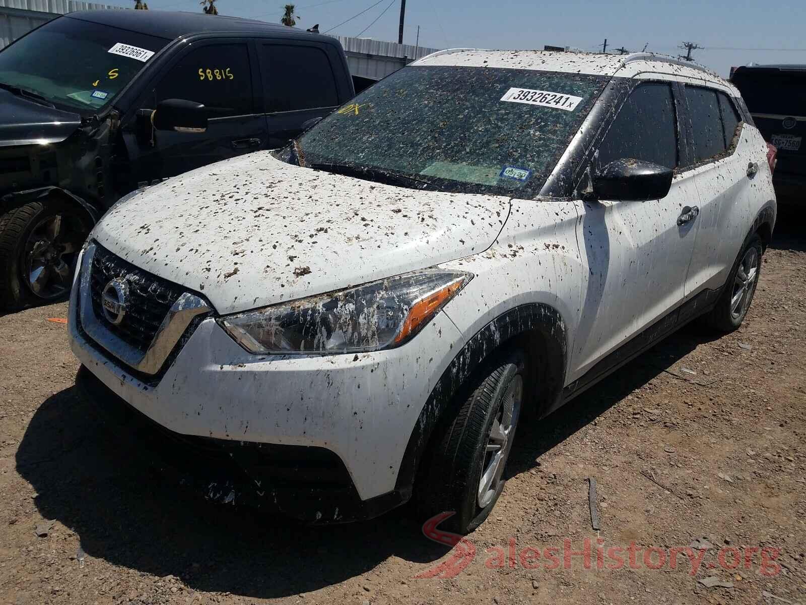 3N1CP5CU4JL520083 2018 NISSAN KICKS