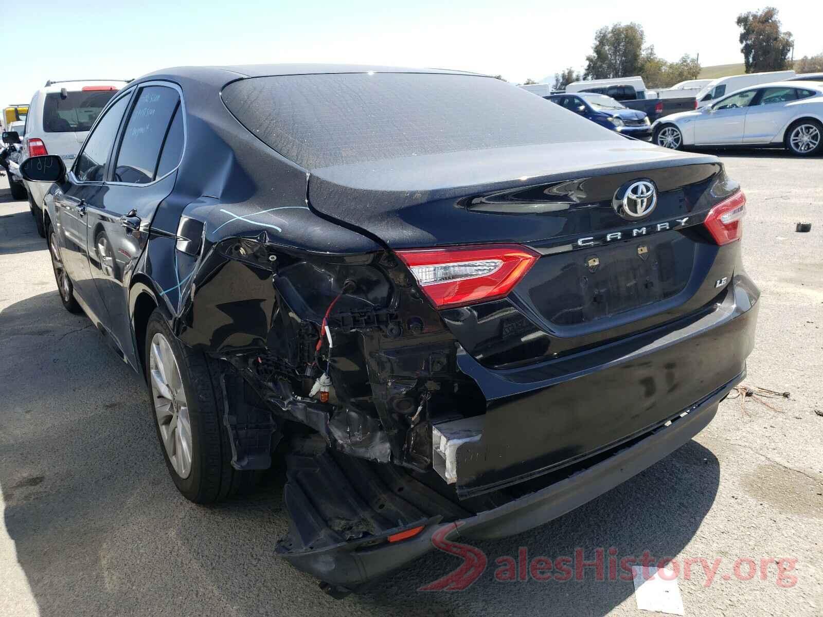 JTNB11HK5J3050423 2018 TOYOTA CAMRY