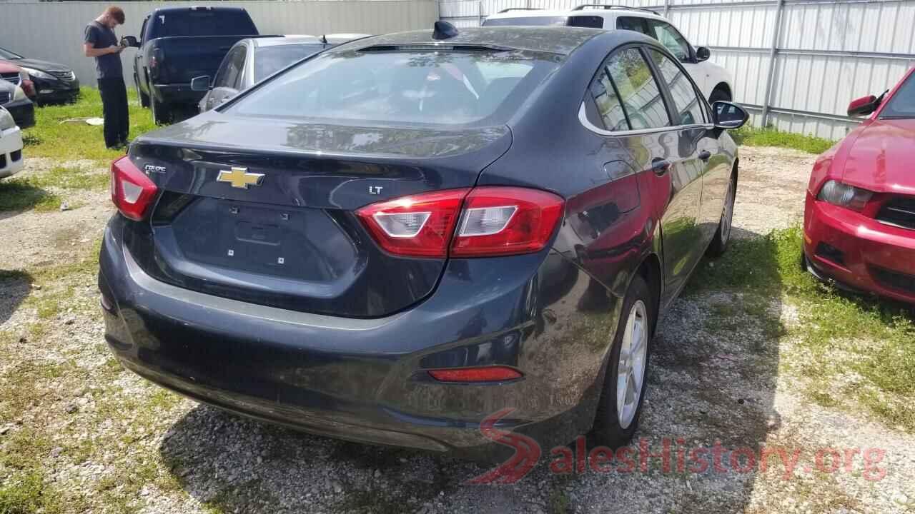 1G1BE5SM9J7109470 2018 CHEVROLET CRUZE