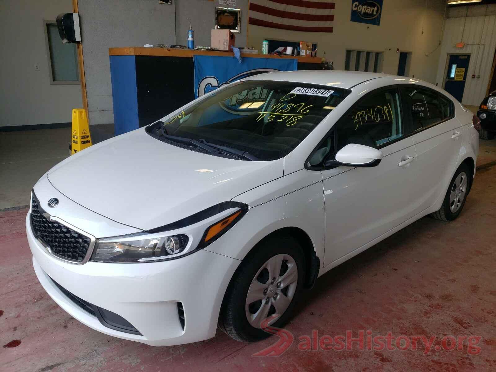 3KPFK4A75HE115218 2017 KIA FORTE