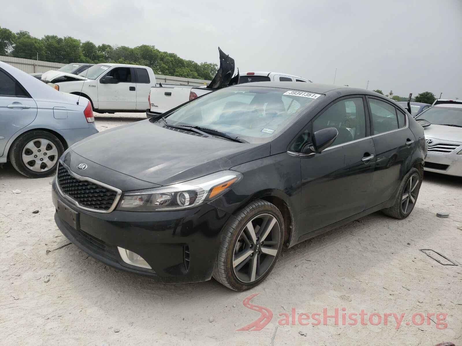 3KPFL4A89HE087610 2017 KIA FORTE