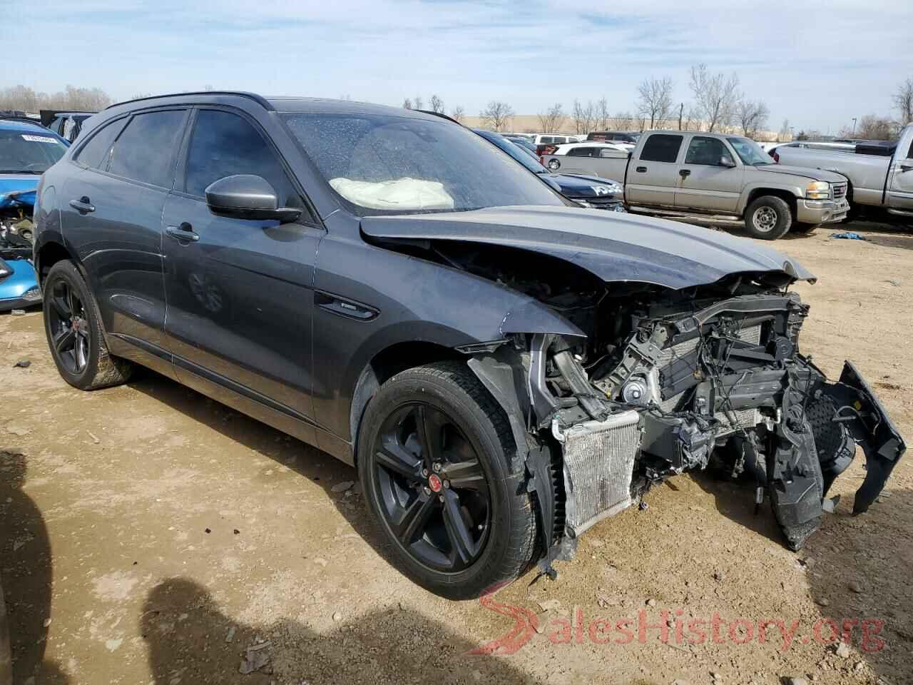 SADCL2GX5KA606141 2019 JAGUAR F-PACE