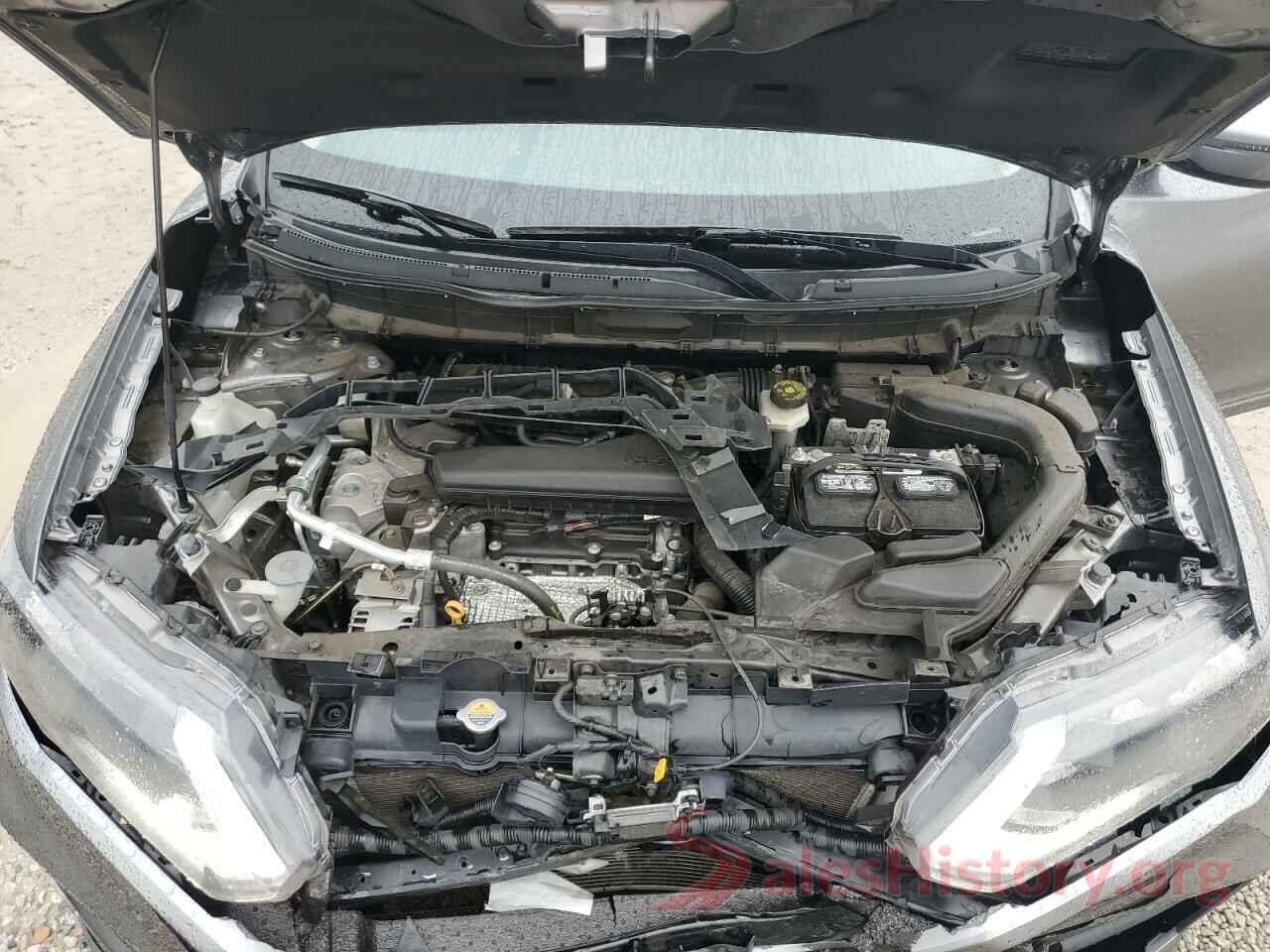 KNMAT2MT8JP589030 2018 NISSAN ROGUE