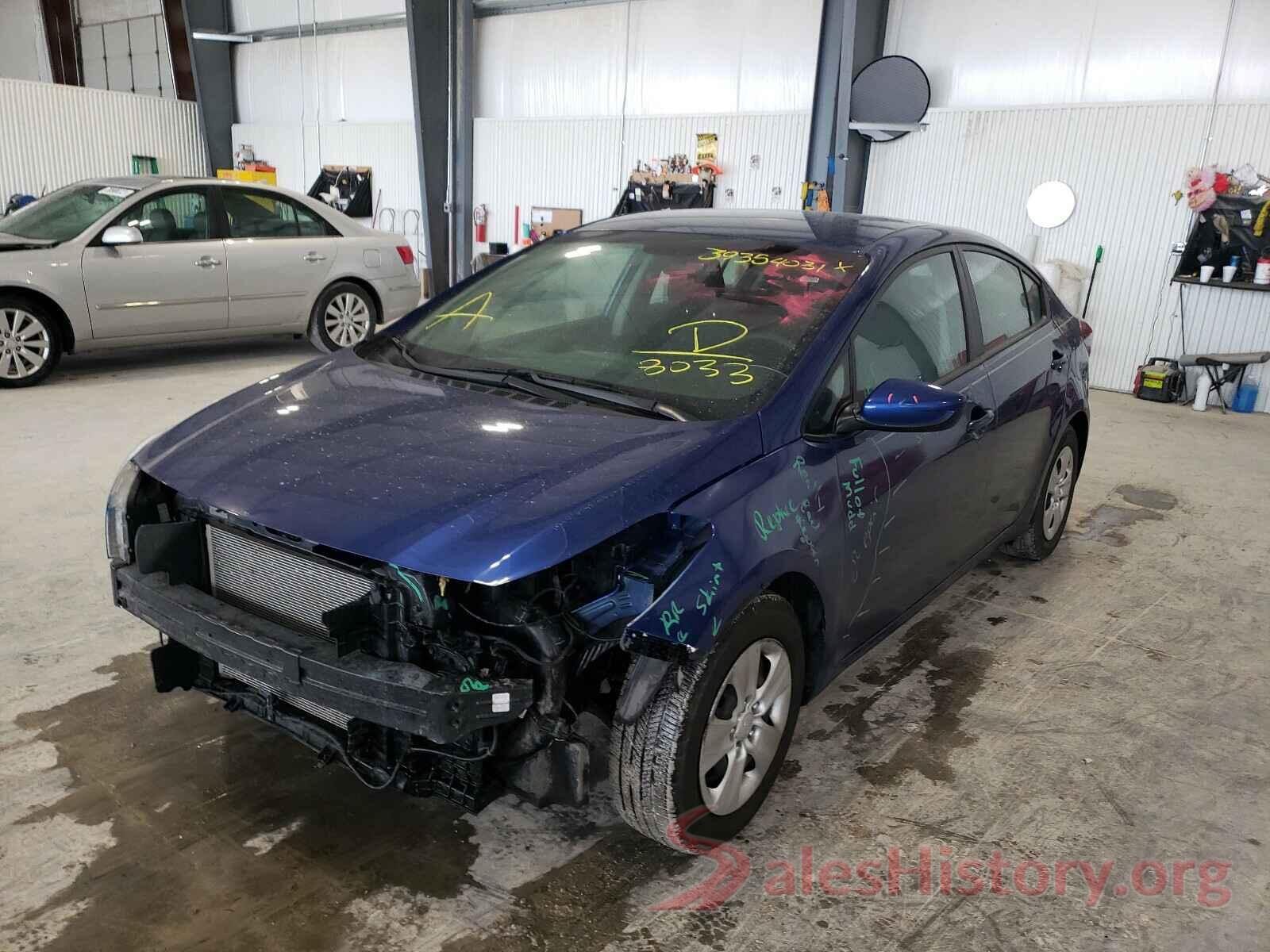 3KPFL4A77JE248033 2018 KIA FORTE