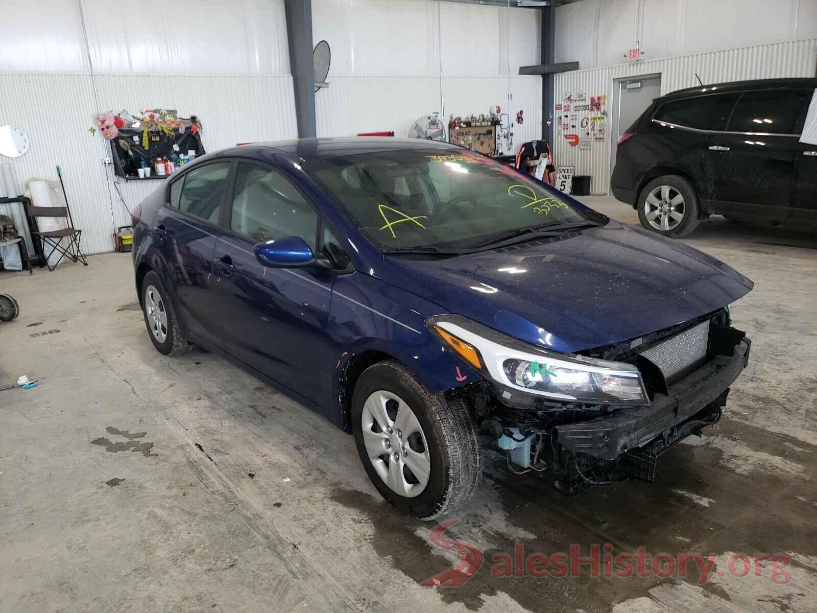 3KPFL4A77JE248033 2018 KIA FORTE