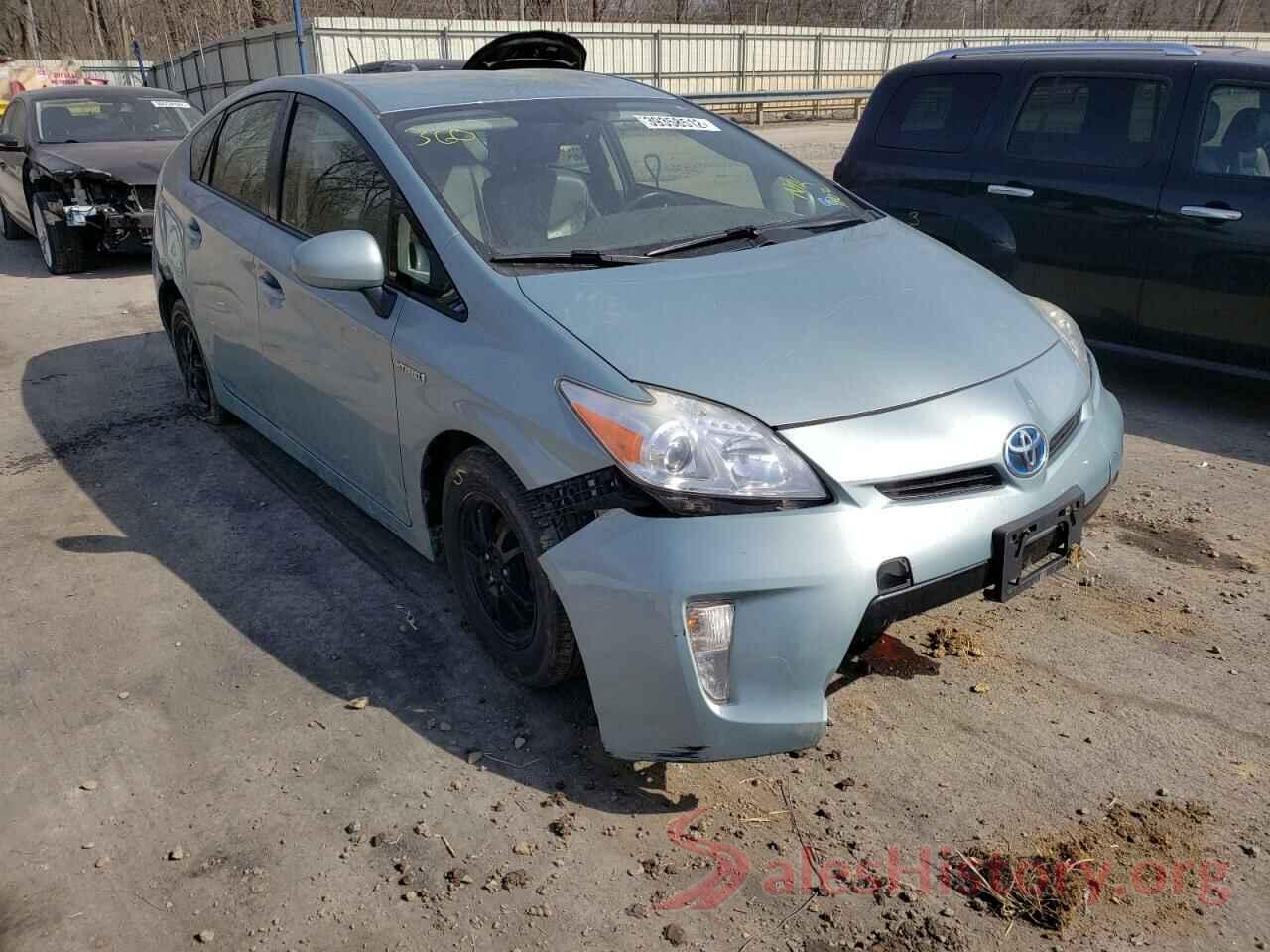 JTDKN3DU5D5608050 2013 TOYOTA PRIUS