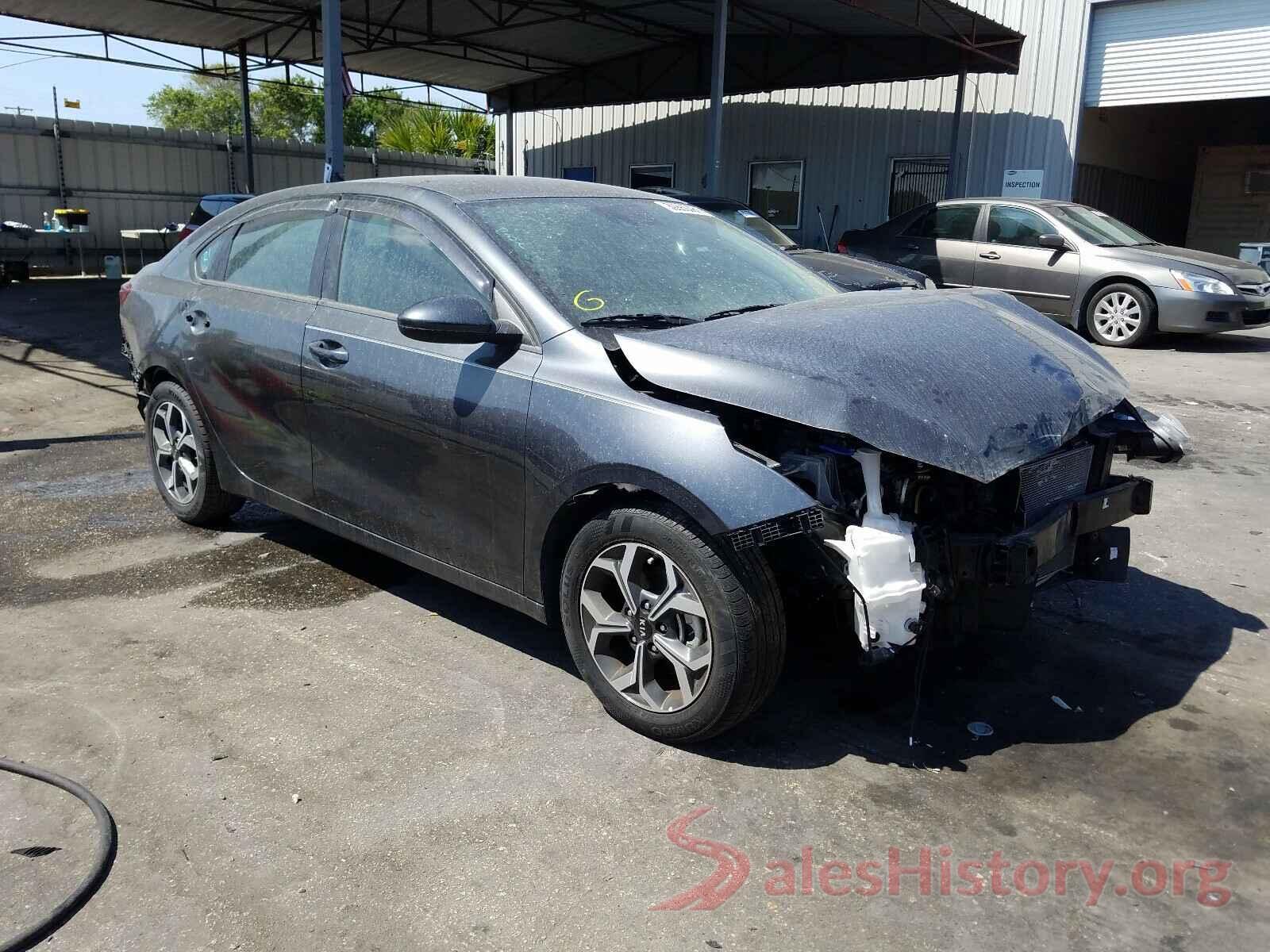 3KPF24AD1KE098415 2019 KIA FORTE