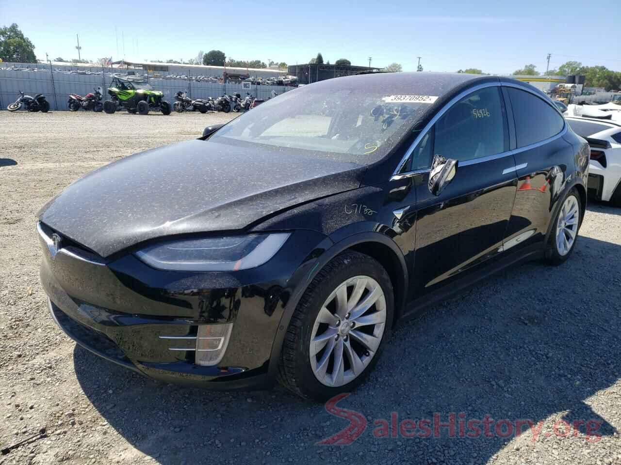 5YJXCBE26JF104393 2018 TESLA MODEL X