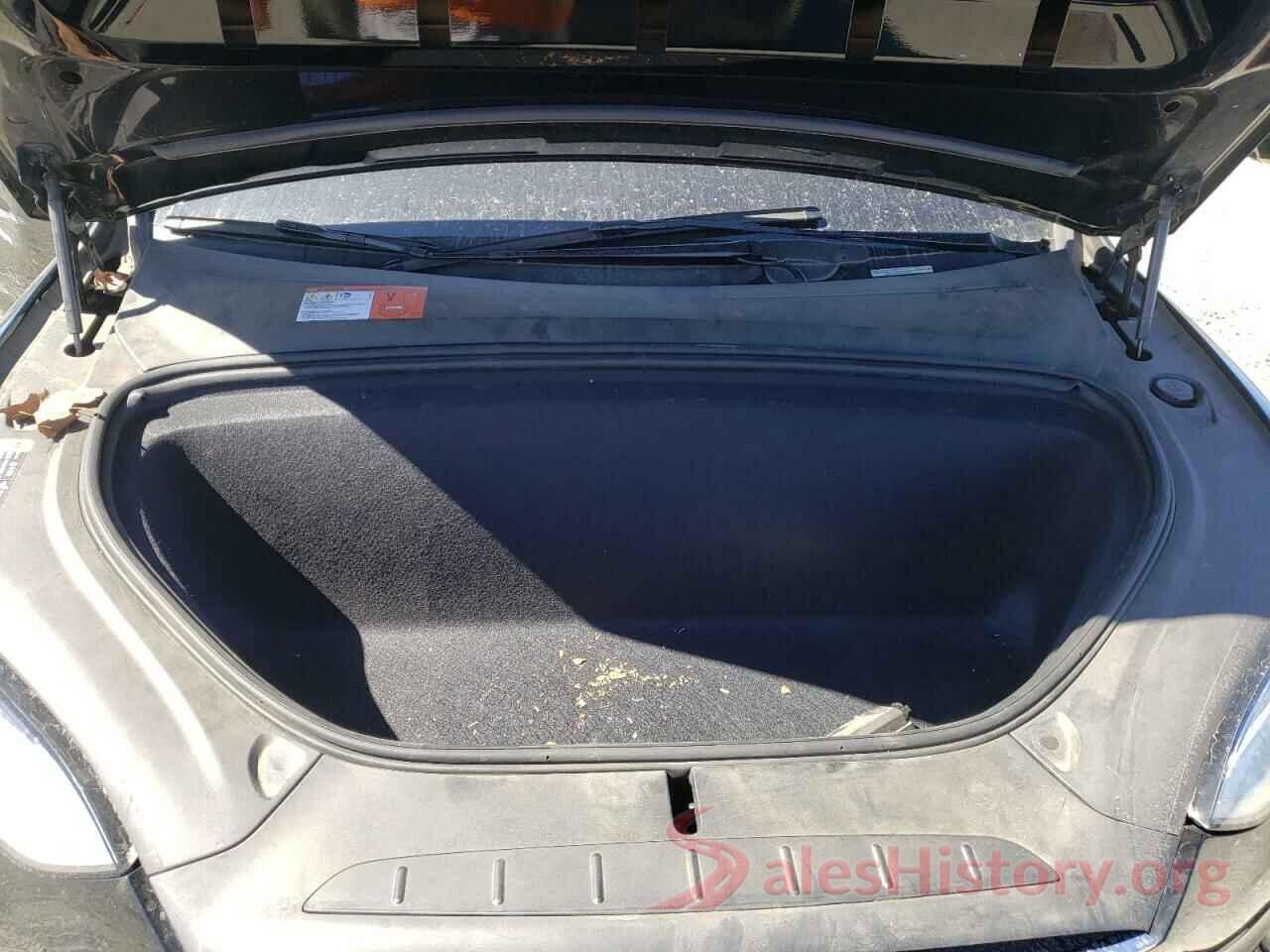 5YJXCBE26JF104393 2018 TESLA MODEL X