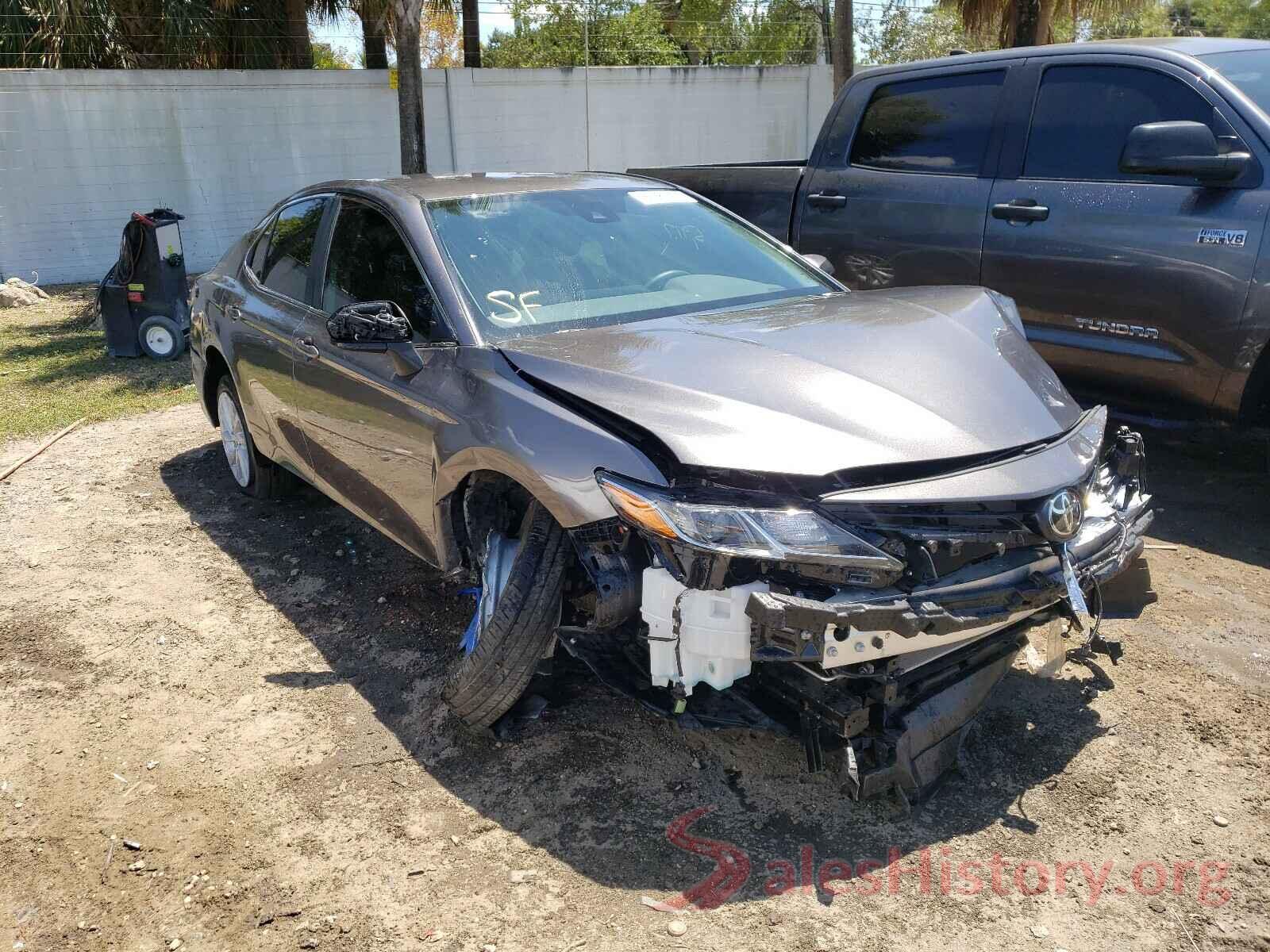 4T1C11AKXMU422920 2021 TOYOTA CAMRY