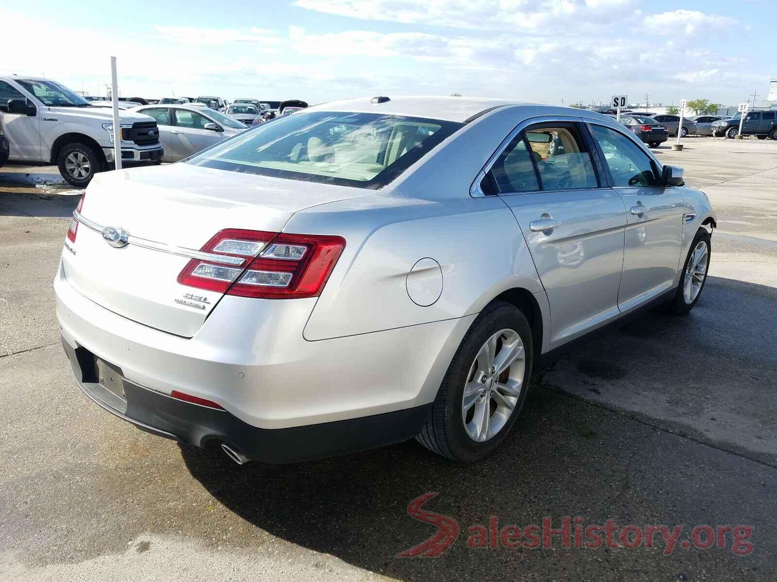 1FAHP2E8XJG115812 2018 FORD TAURUS