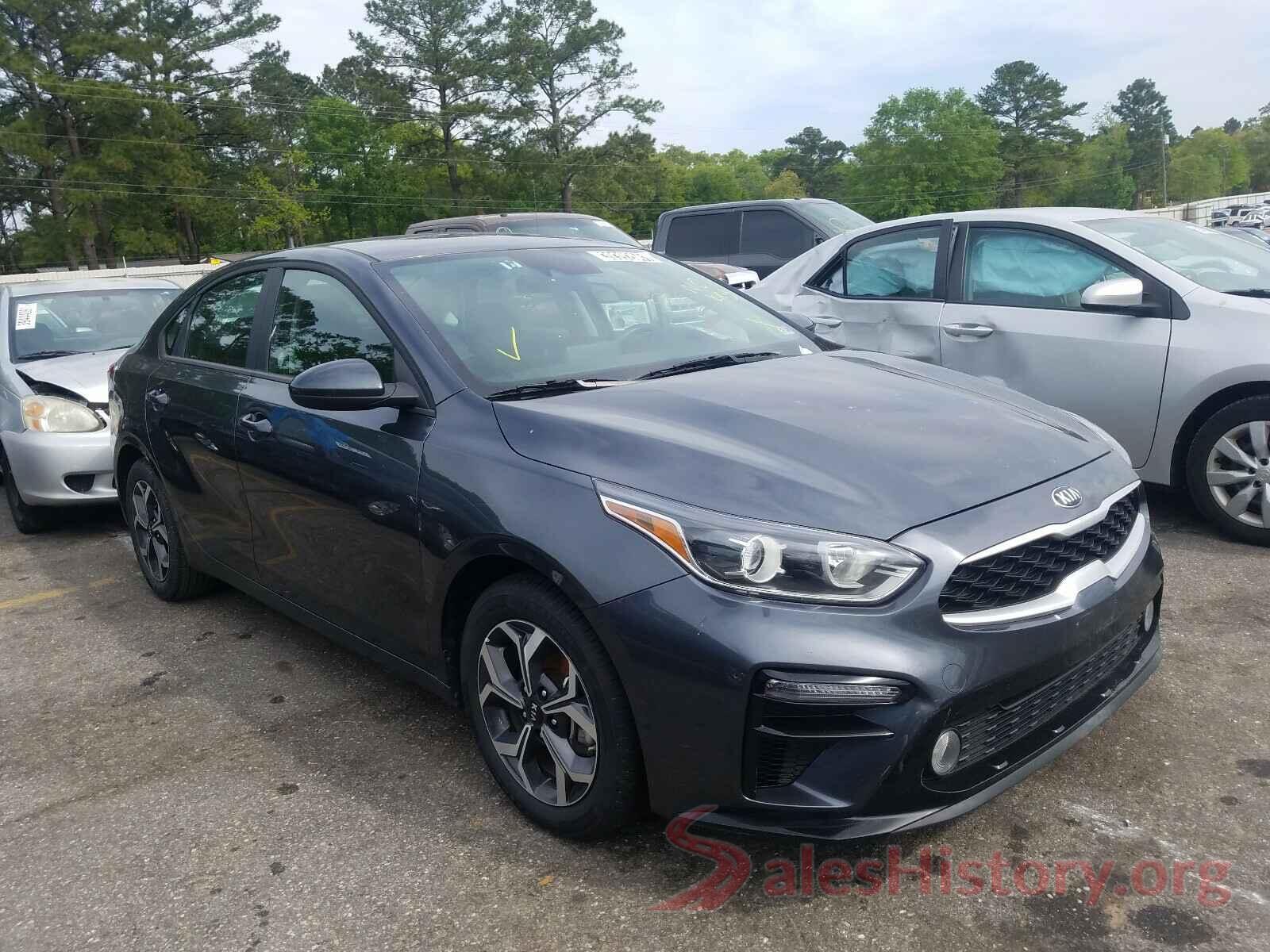 3KPF24AD1KE086684 2019 KIA FORTE