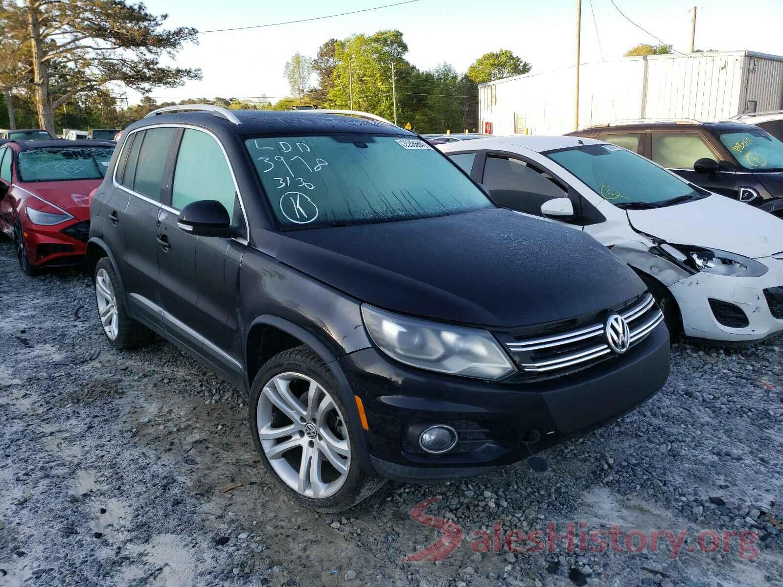 WVGAV7AXXGW513978 2016 VOLKSWAGEN TIGUAN