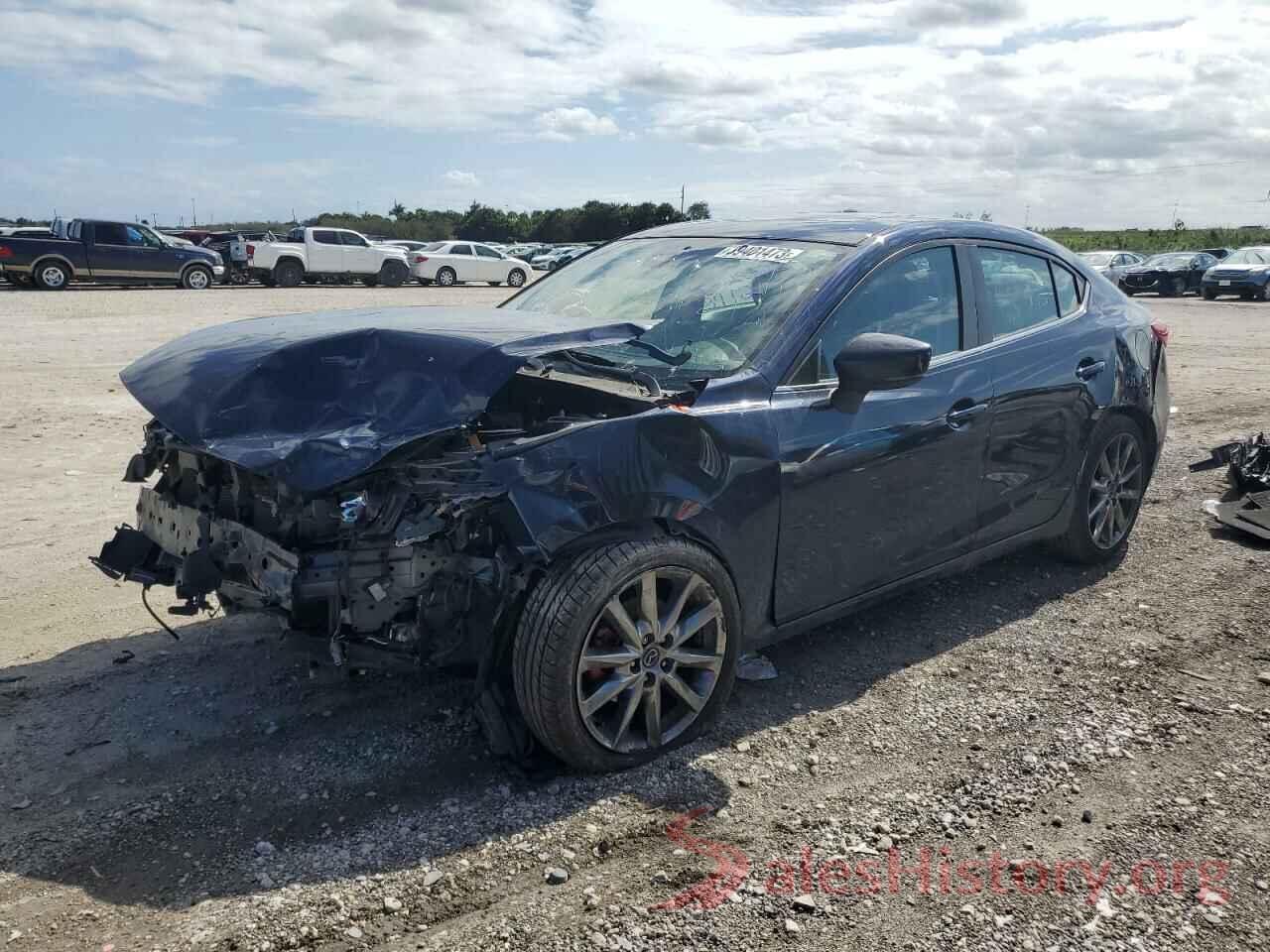 3MZBN1V31JM228412 2018 MAZDA 3