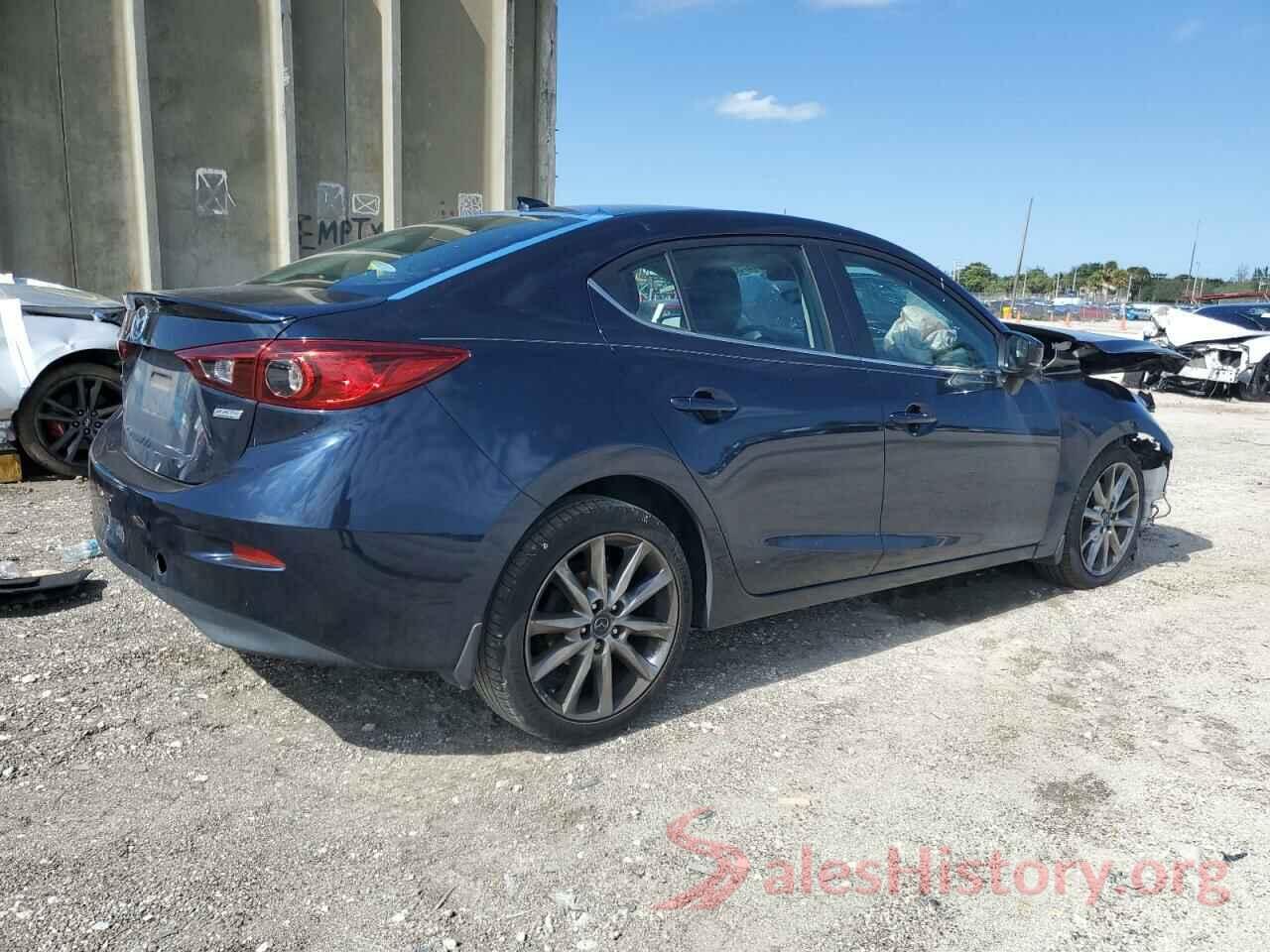 3MZBN1V31JM228412 2018 MAZDA 3