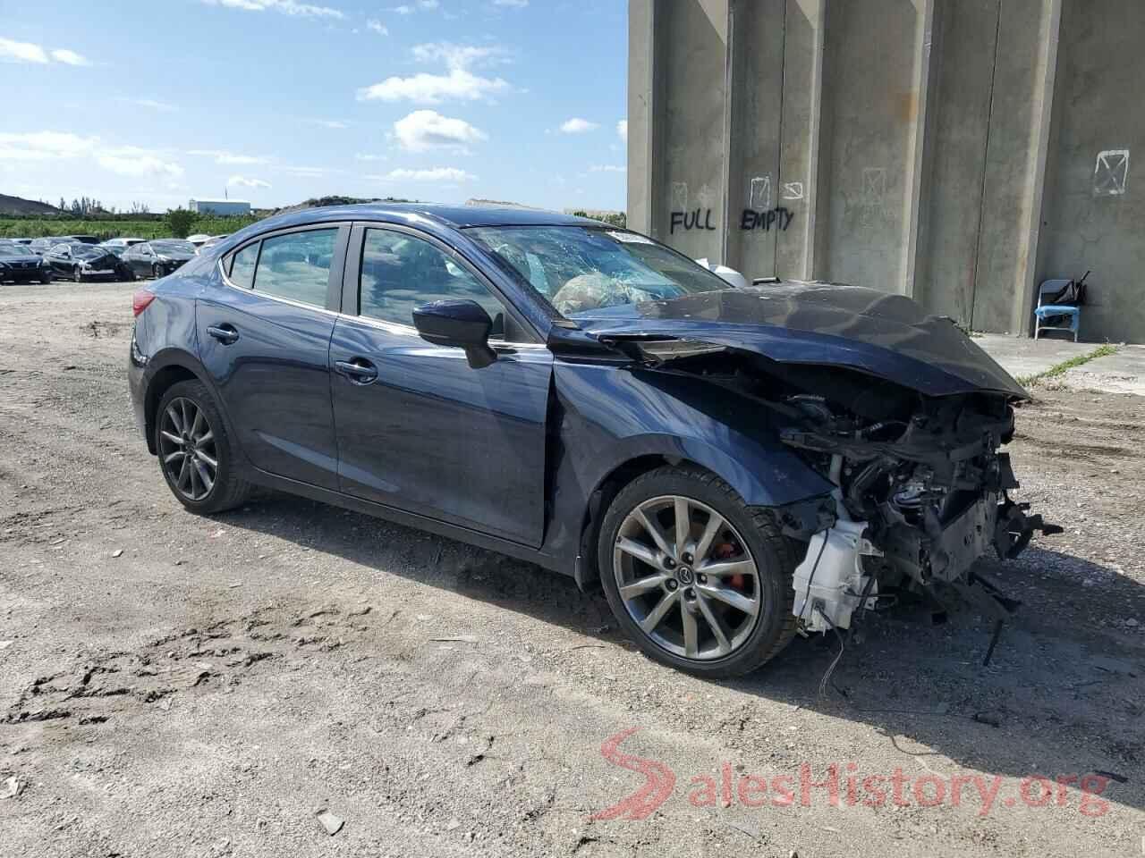 3MZBN1V31JM228412 2018 MAZDA 3