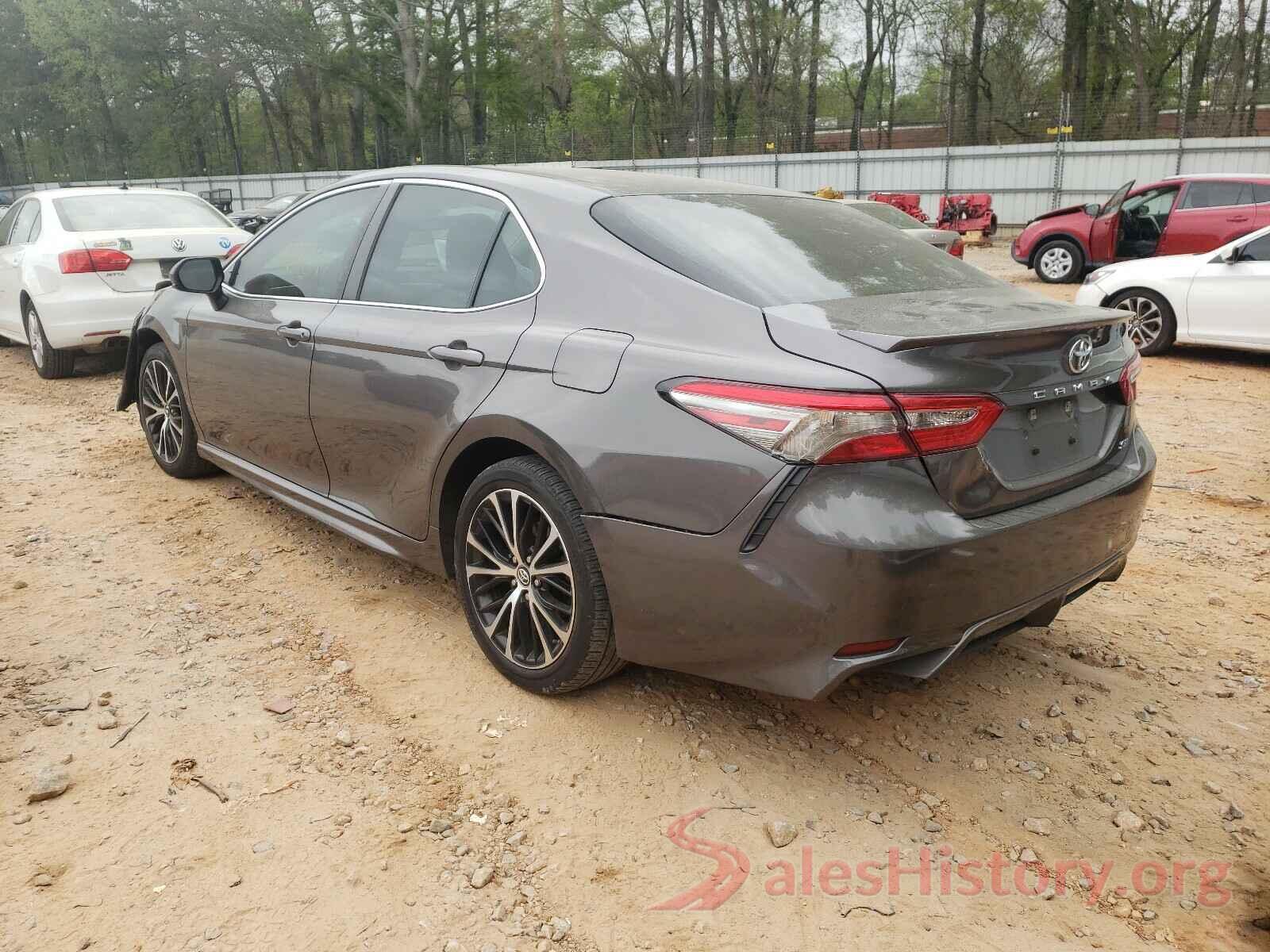 4T1B11HKXJU134537 2018 TOYOTA CAMRY