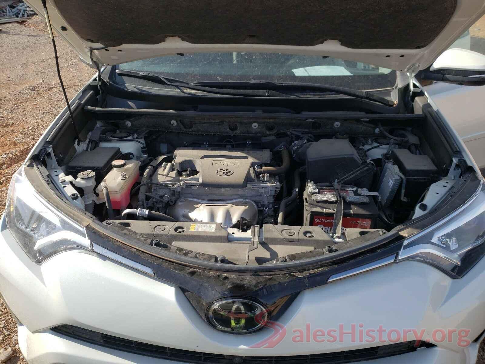 JTMDFREV6GJ085715 2016 TOYOTA RAV4