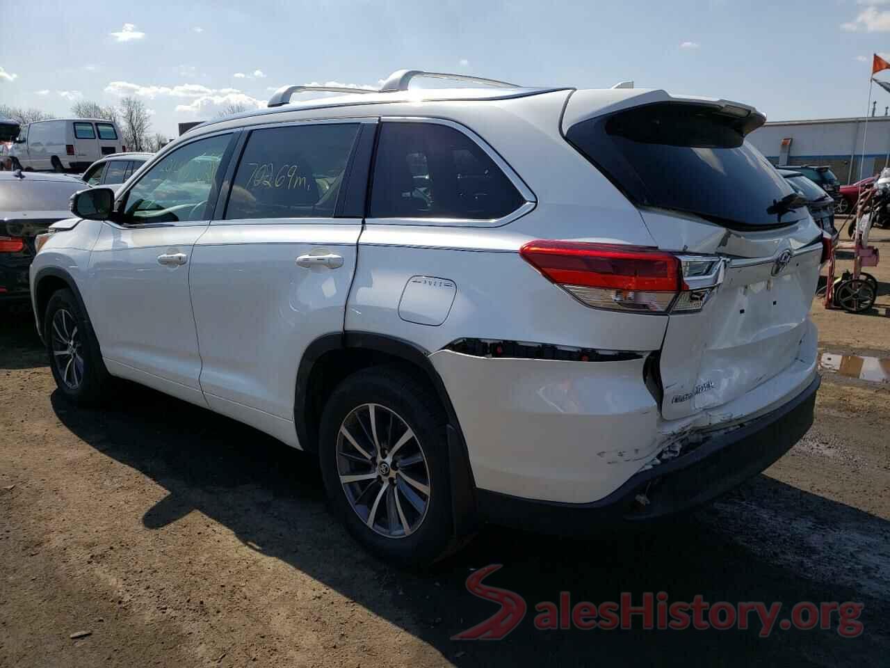 5TDJZRFH5HS374026 2017 TOYOTA HIGHLANDER