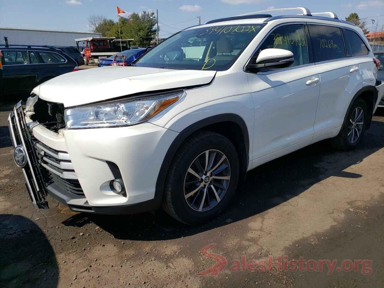 5TDJZRFH5HS374026 2017 TOYOTA HIGHLANDER