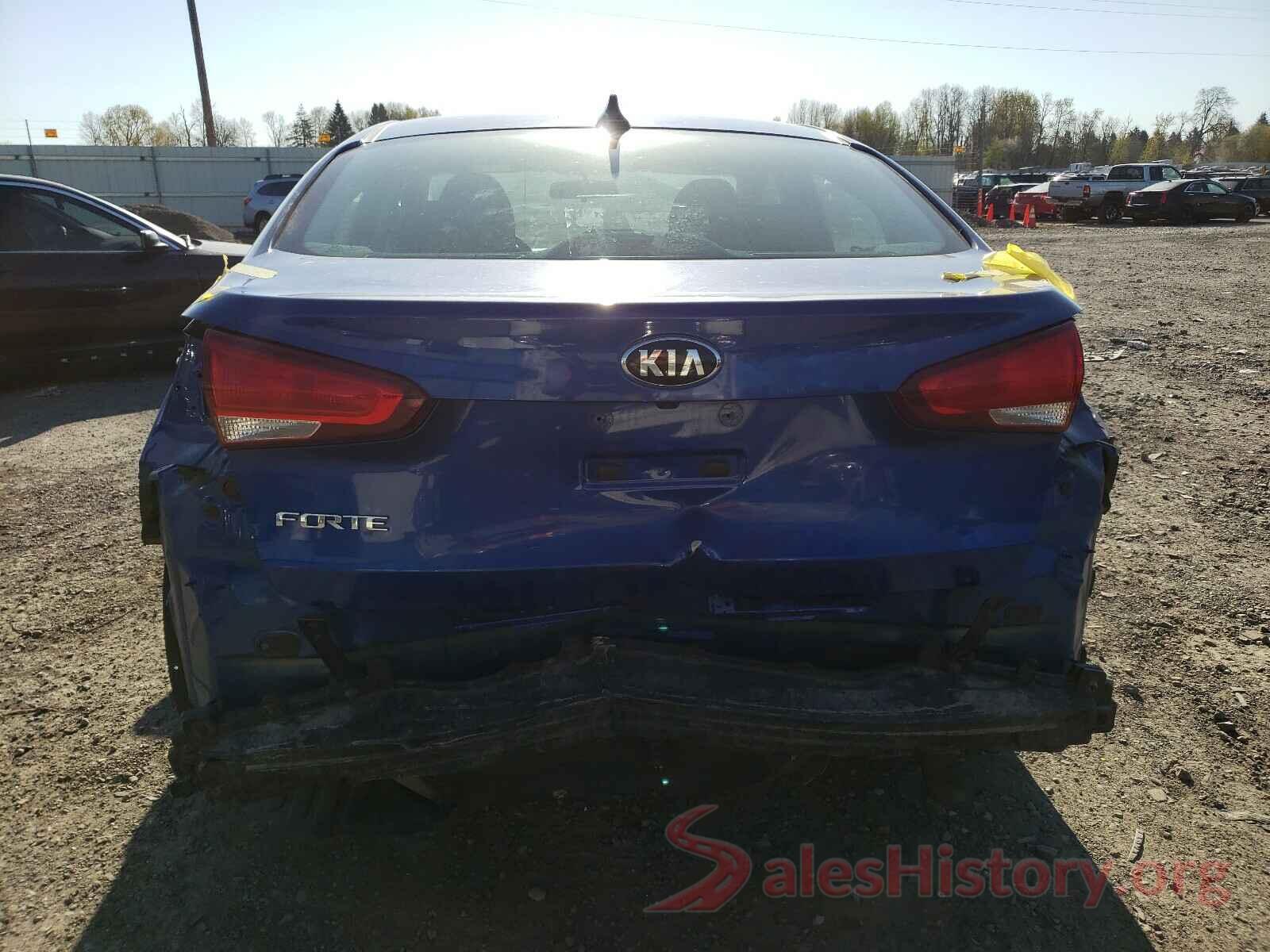 3KPFL4A7XHE006217 2017 KIA FORTE