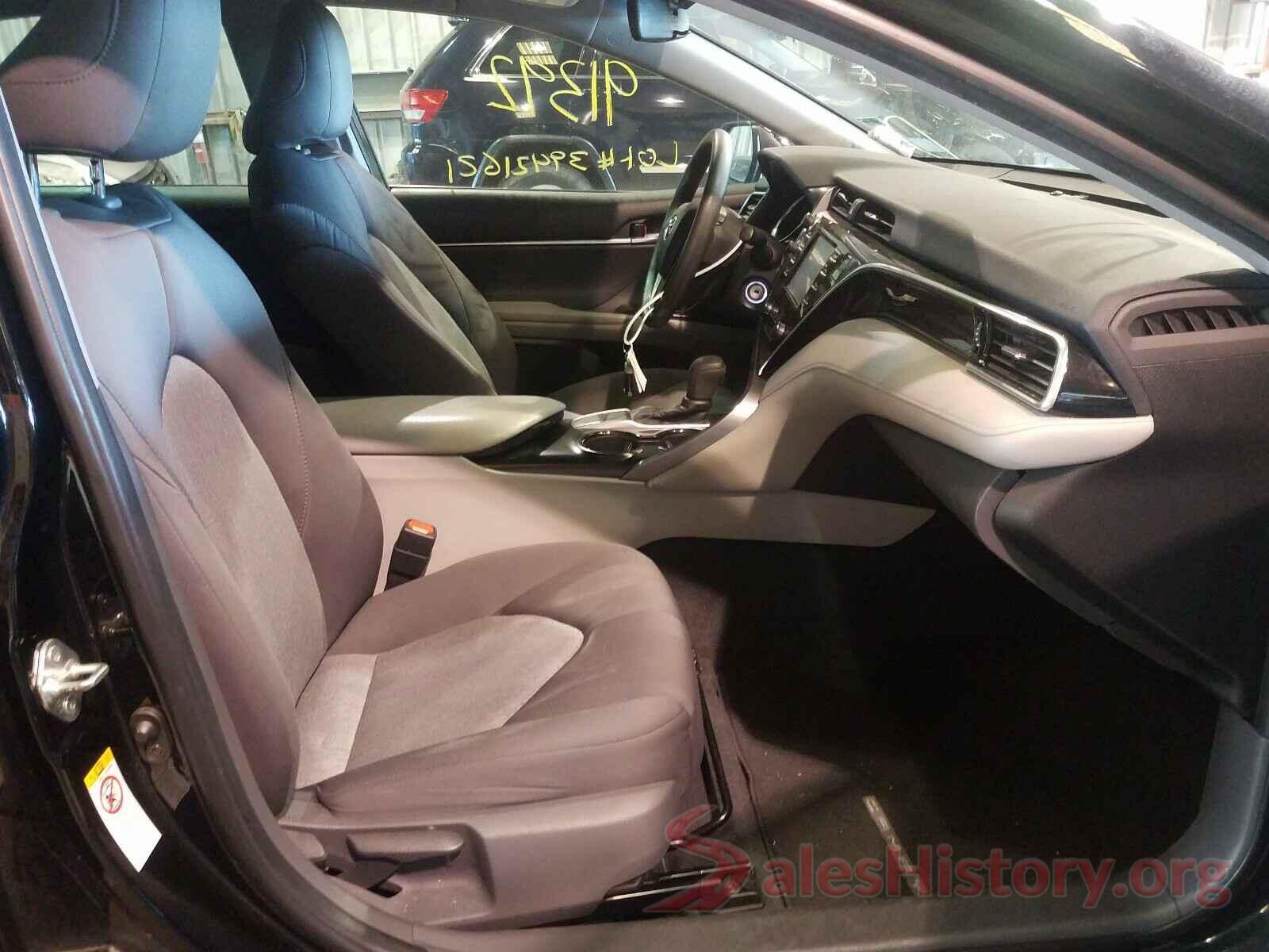 4T1B11HK8JU571355 2018 TOYOTA CAMRY