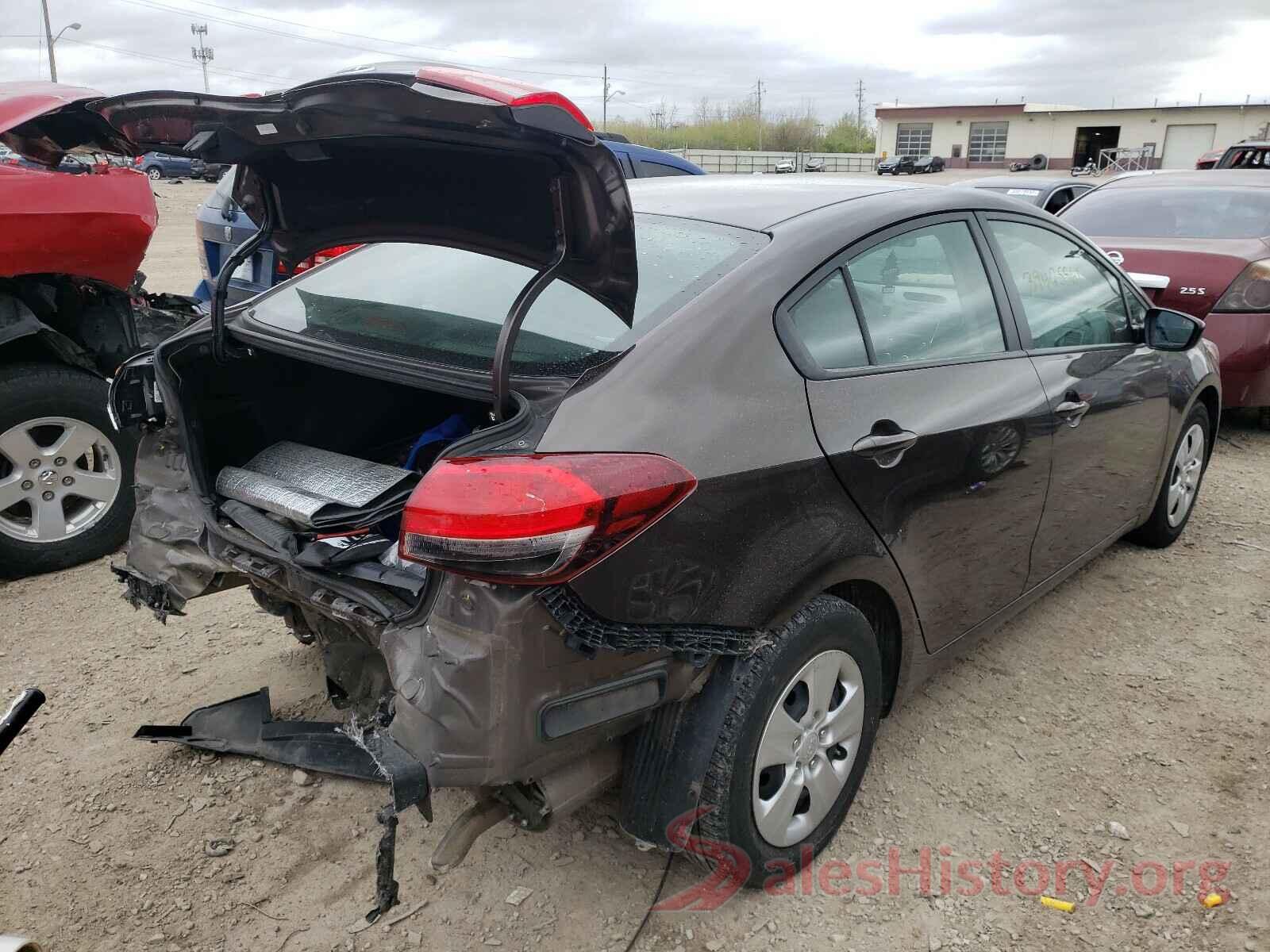 3KPFK4A78HE126861 2017 KIA FORTE